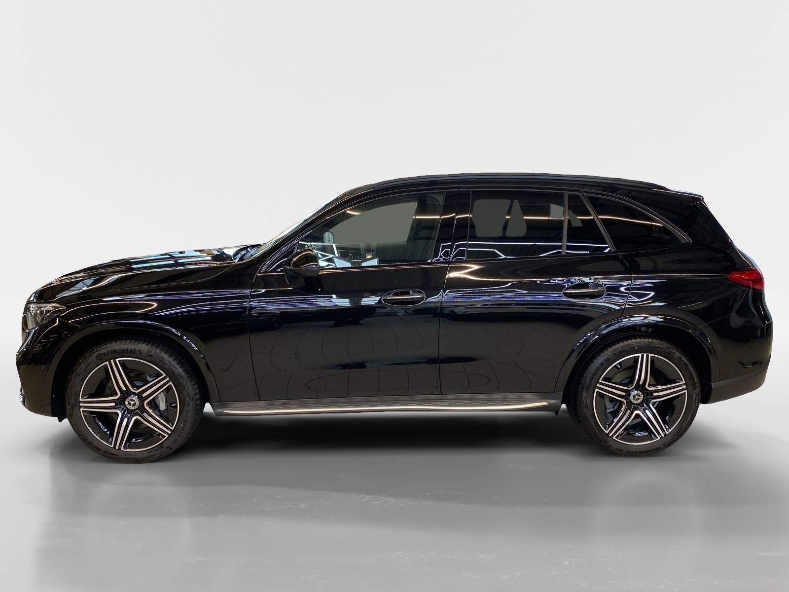 MERCEDES-BENZ GLC 300 d AMG Line 4MATIC-image-2