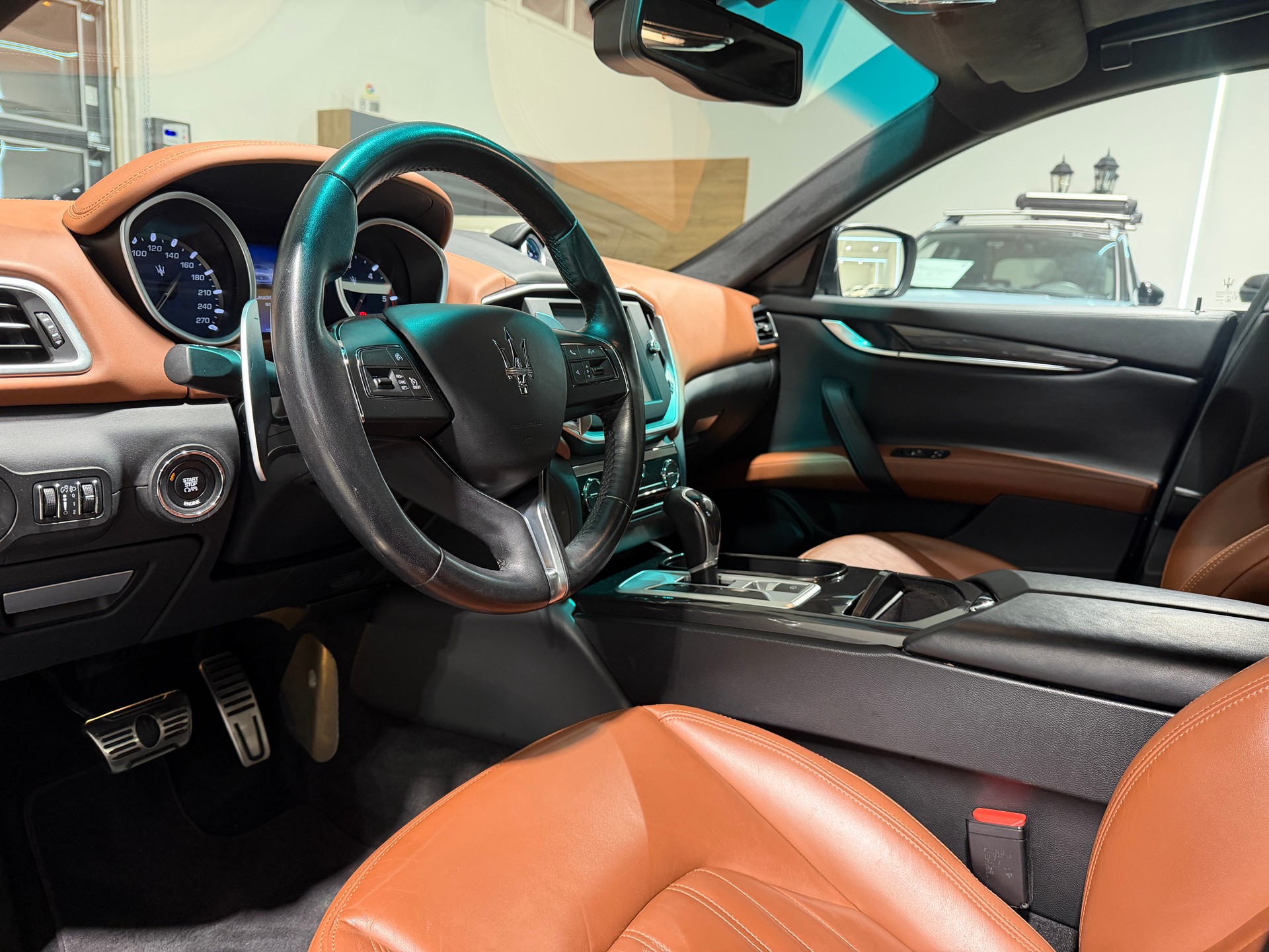 MASERATI Ghibli D 3.0 V6 Automatica-image-9
