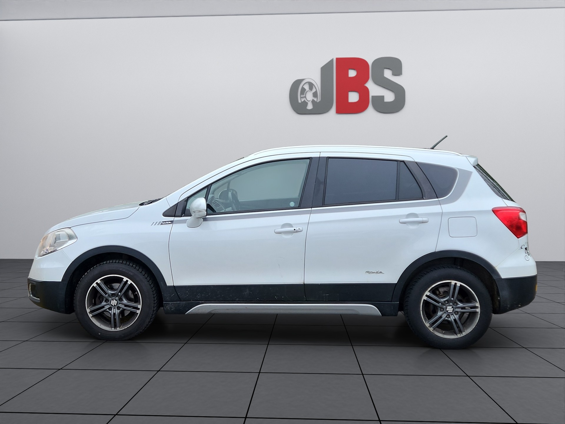 SUZUKI SX4 S-Cross 1.6 TD PizSulai Top 4WD TCSS-image-7