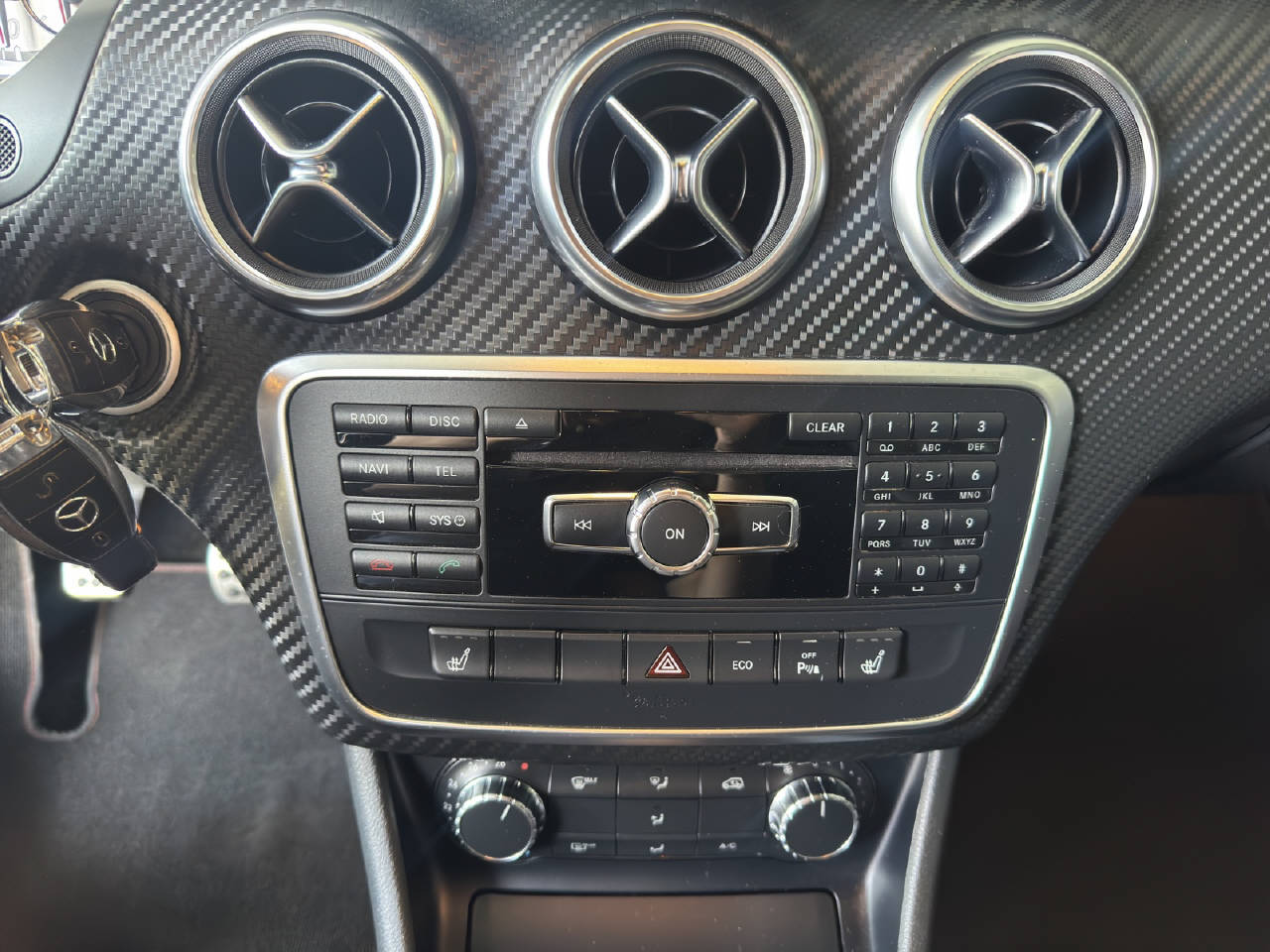MERCEDES-BENZ A 180 AMG Line-image-11