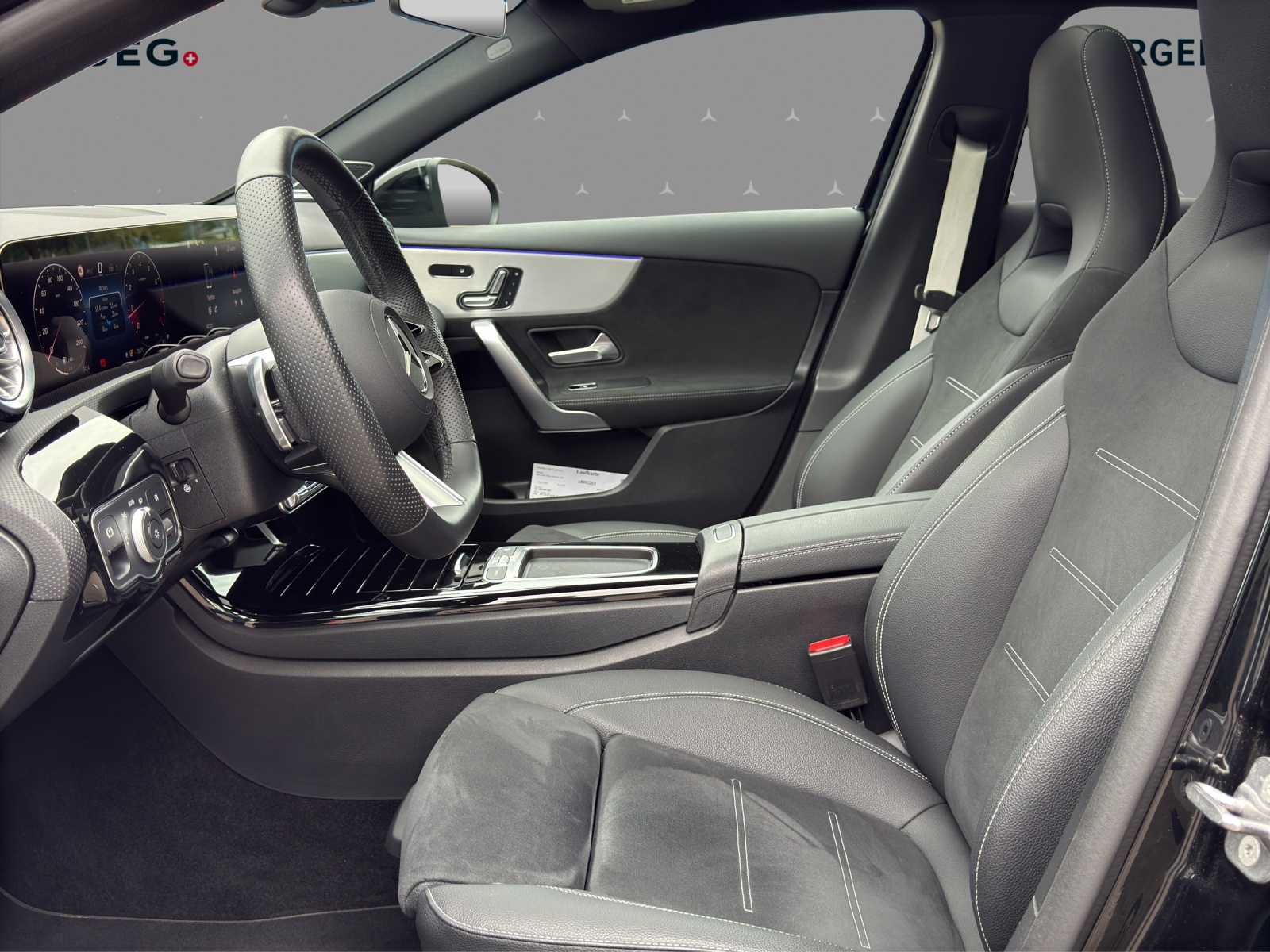 MERCEDES-BENZ A 250 4Matic 8G-DCT-image-7