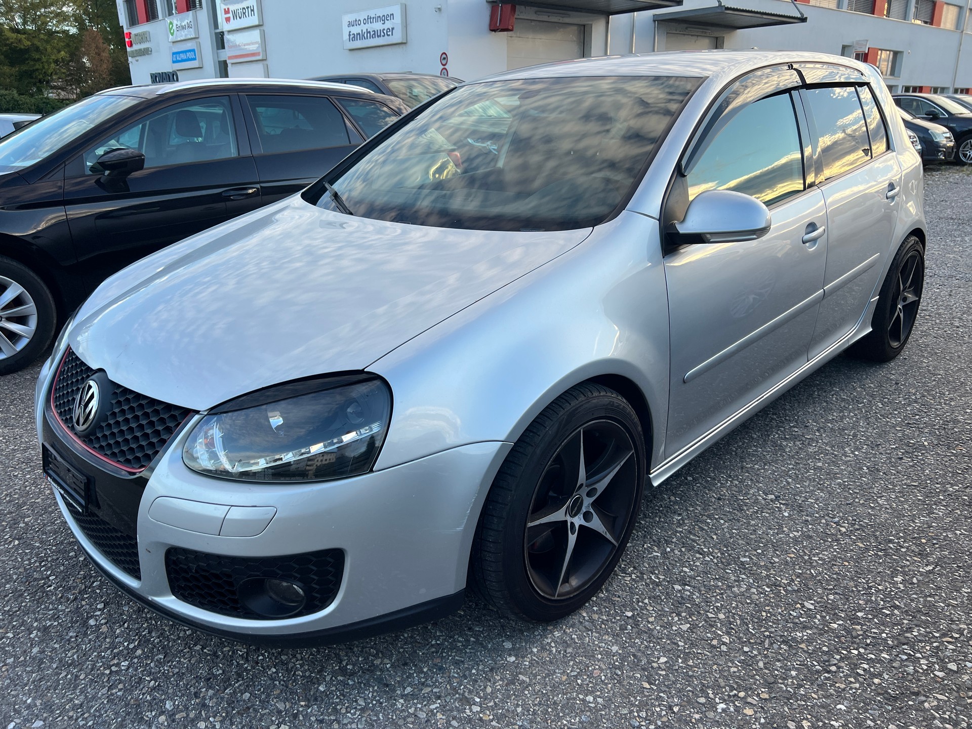 VW Golf 2.0 TFSI GTI-image-0