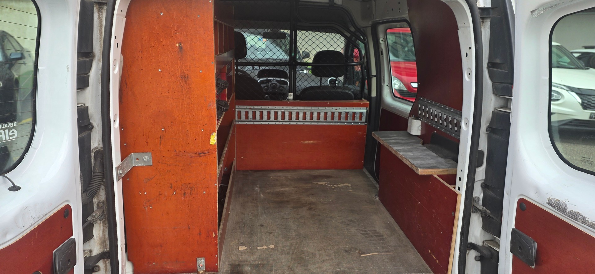 RENAULT KANGOO-image-6