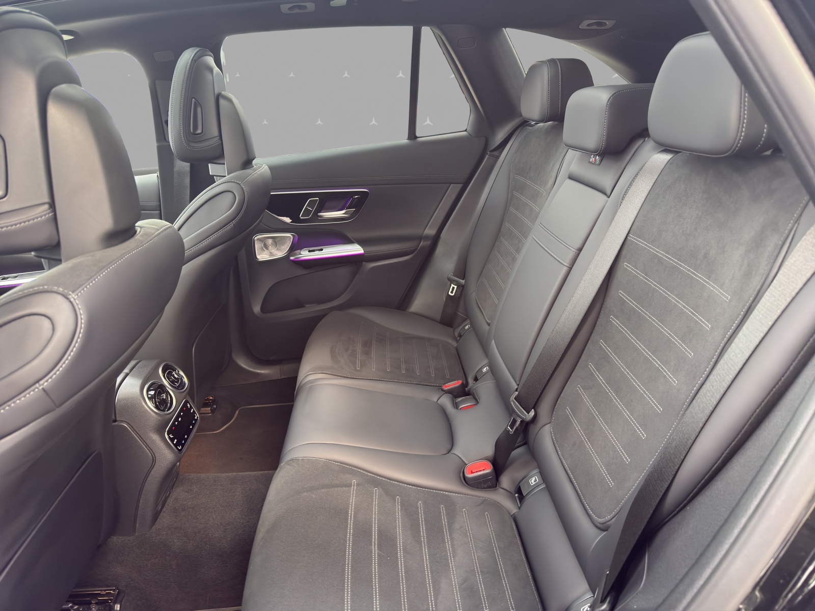 MERCEDES-BENZ GLC 220 d 4Matic 9G-Tronic-image-13