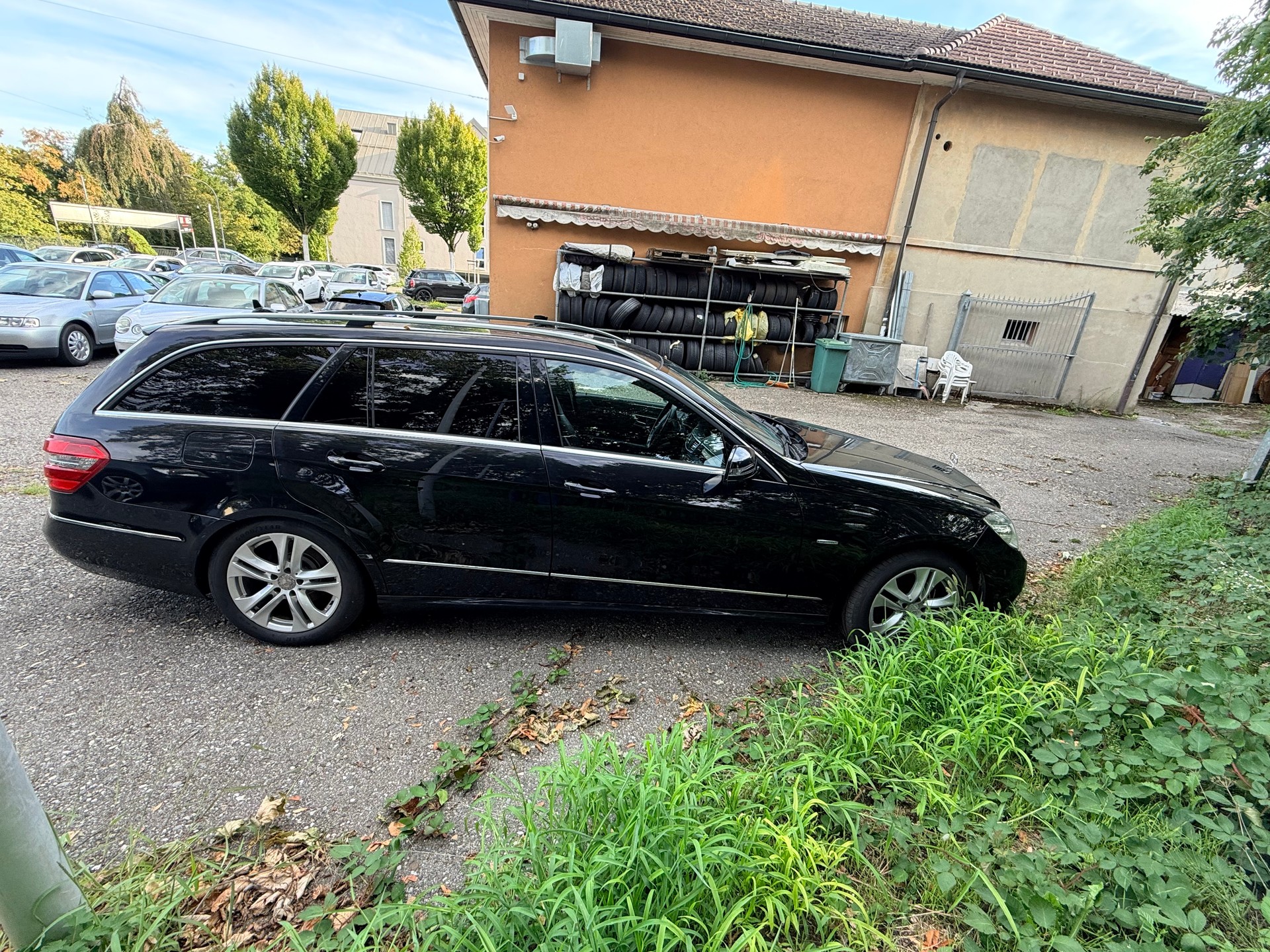 MERCEDES-BENZ E 250 CDI BlueEfficiency Elégance 4Matic 7G-Tronic-image-12