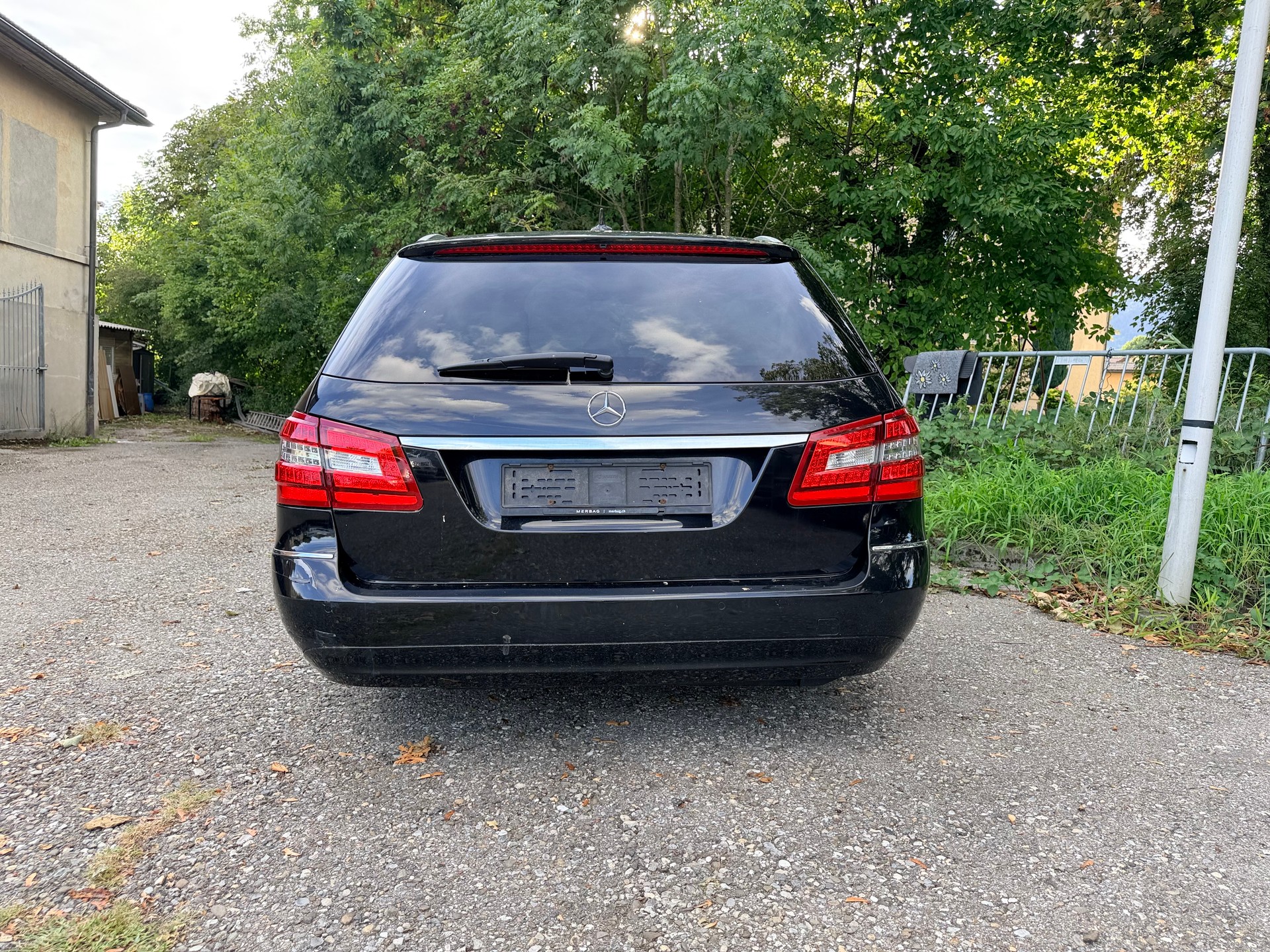 MERCEDES-BENZ E 250 CDI BlueEfficiency Elégance 4Matic 7G-Tronic-image-4