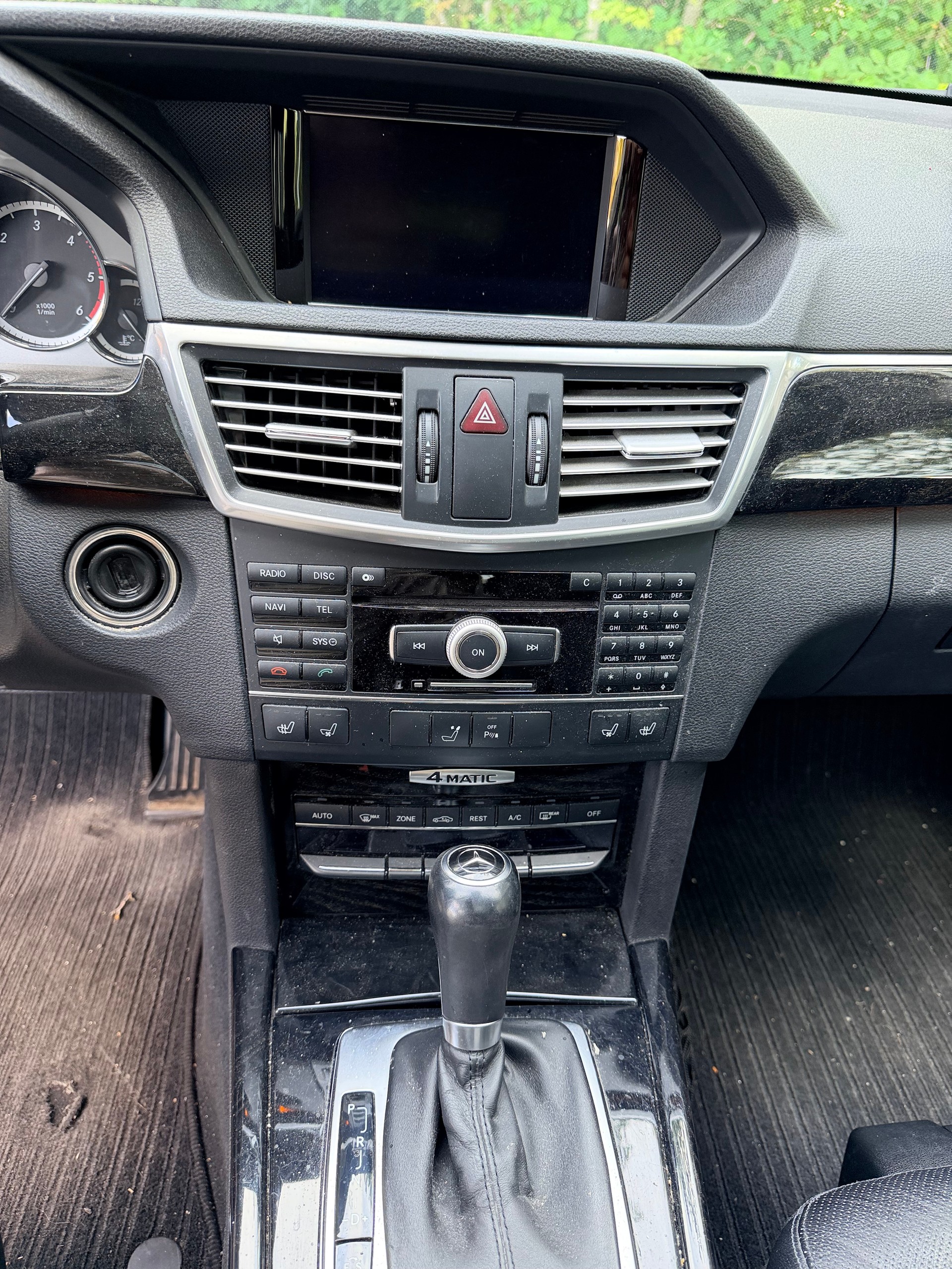 MERCEDES-BENZ E 250 CDI BlueEfficiency Elégance 4Matic 7G-Tronic-image-7
