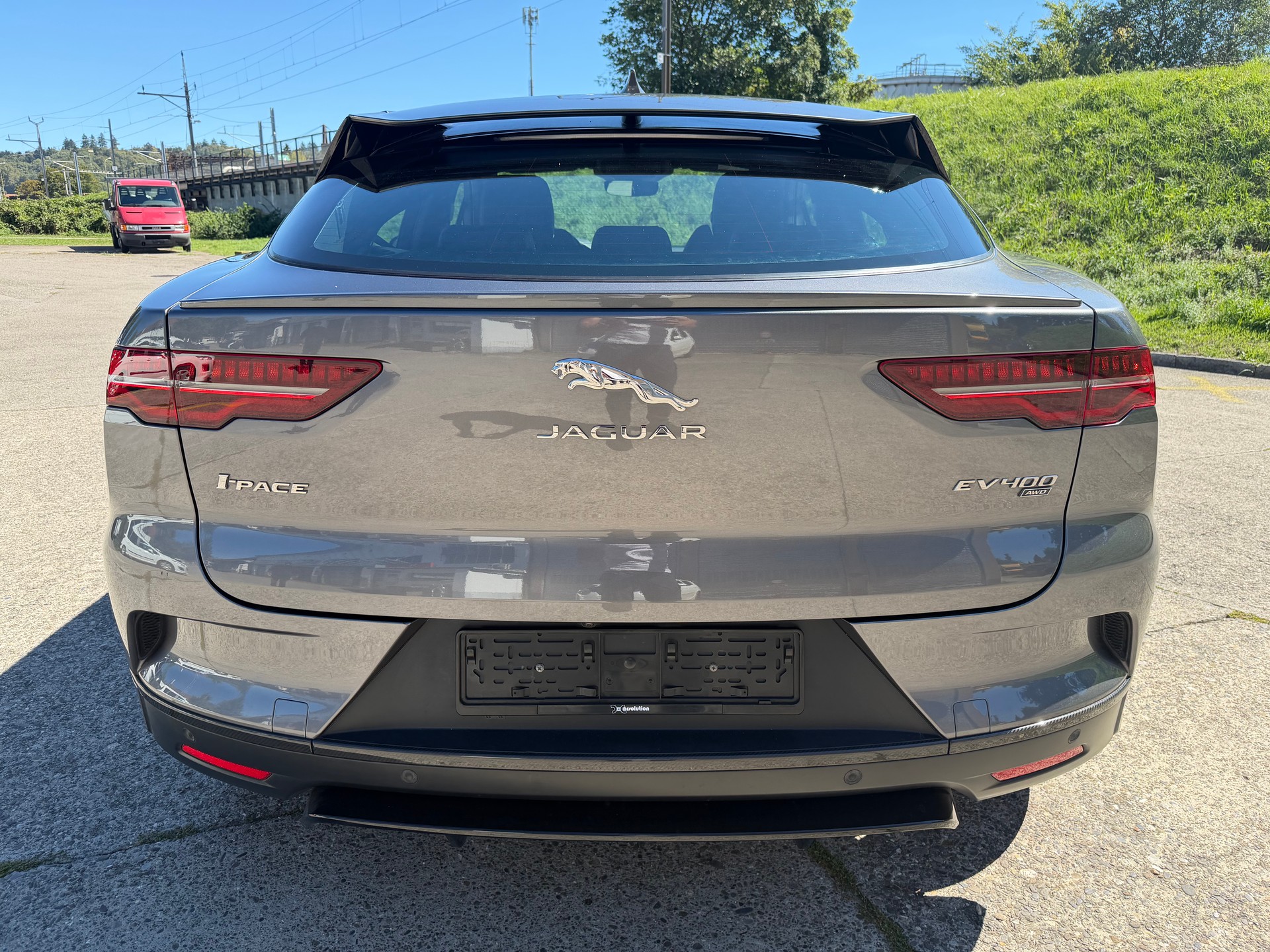 JAGUAR I-Pace EV400 S AWD-image-3