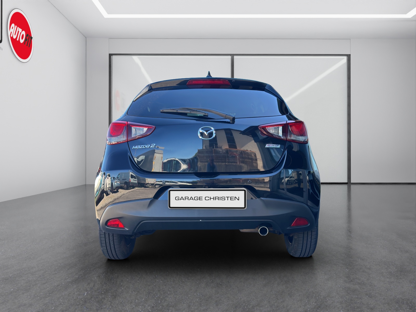 MAZDA 2 SKYACTIV-G 115 Revolution-image-5