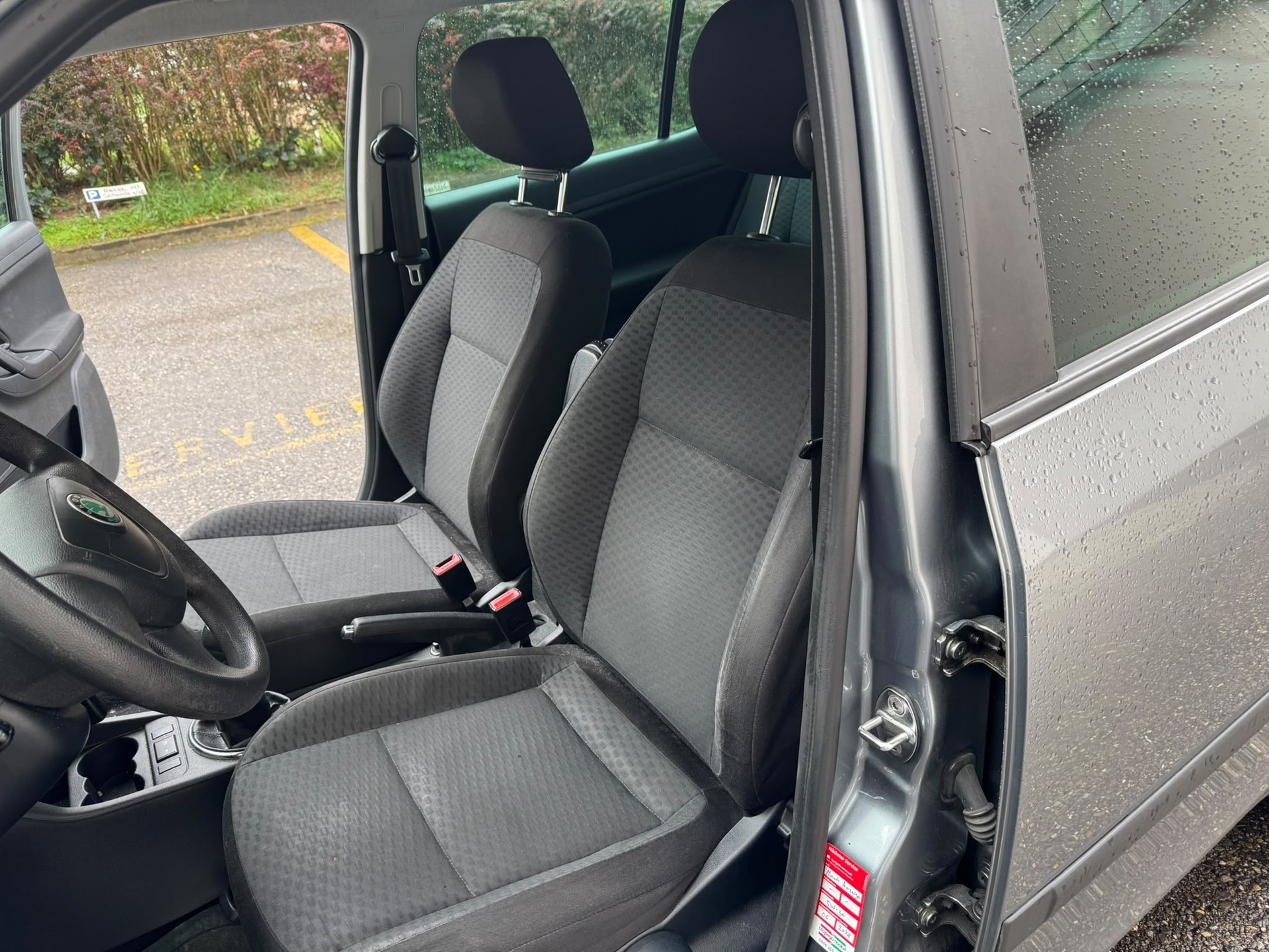 SKODA Fabia 1.2 TSI Ambition-image-7