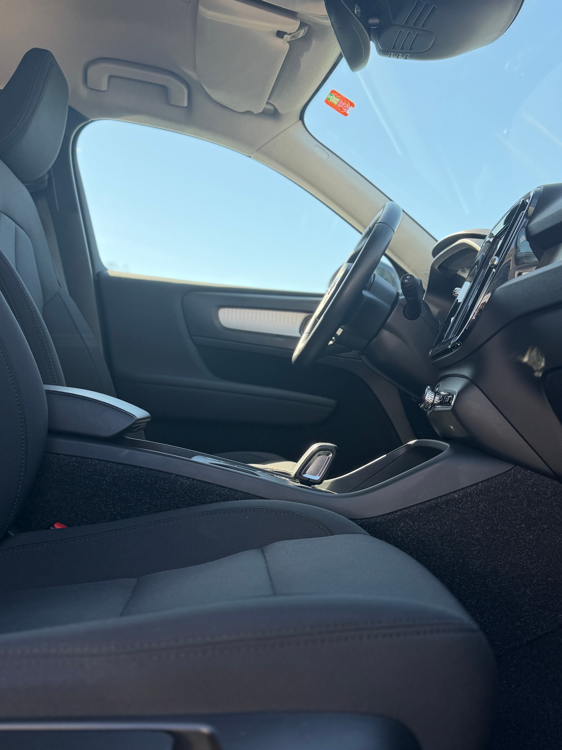 VOLVO XC40 T4 TwE Inscription Expression DCT-image-8