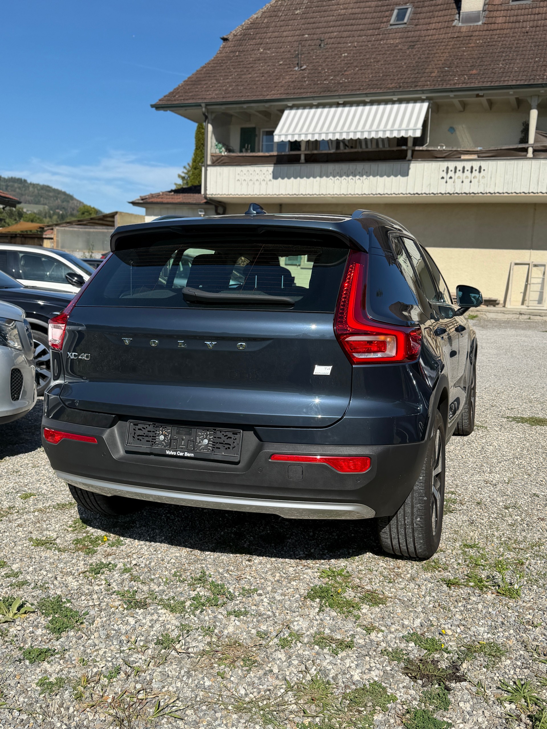 VOLVO XC40 T4 TwE Inscription Expression DCT-image-3