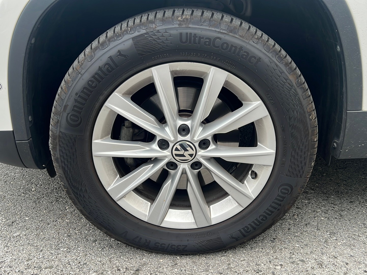 VW Tiguan 2.0 TSI 180 Sport & Style DSG-image-20