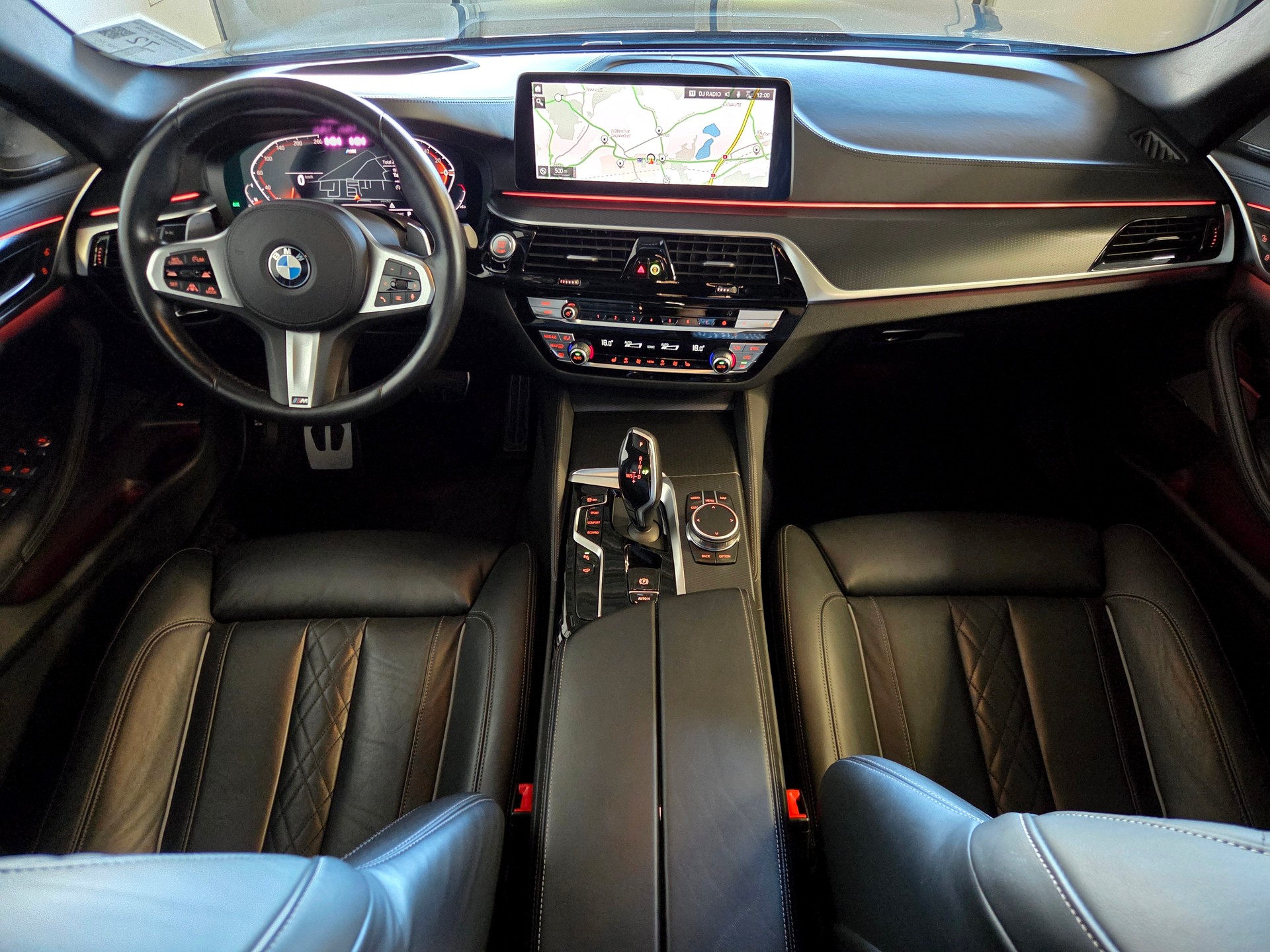 BMW 540d xDrive M-Sport Touring-image-13
