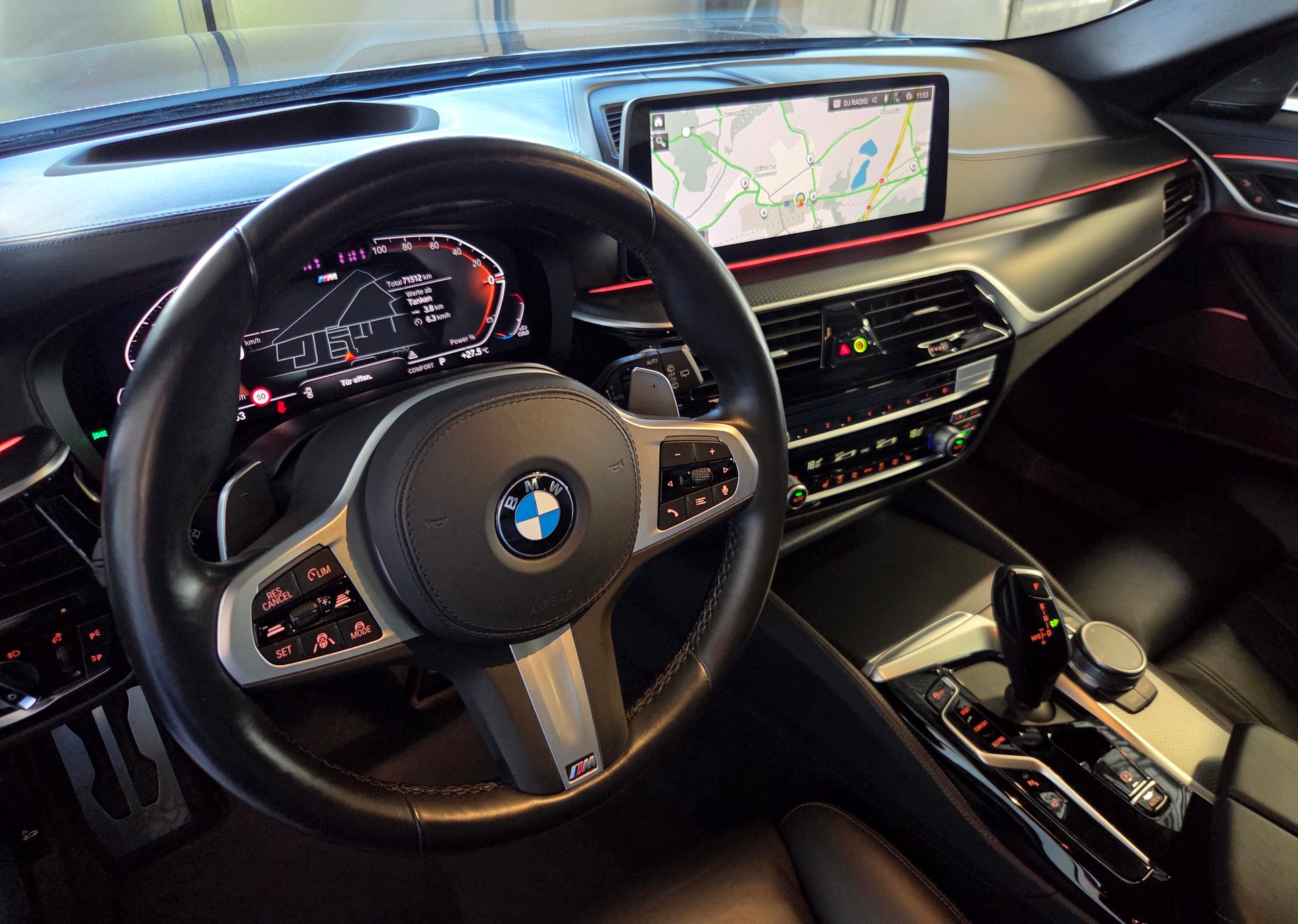 BMW 540d xDrive M-Sport Touring-image-20