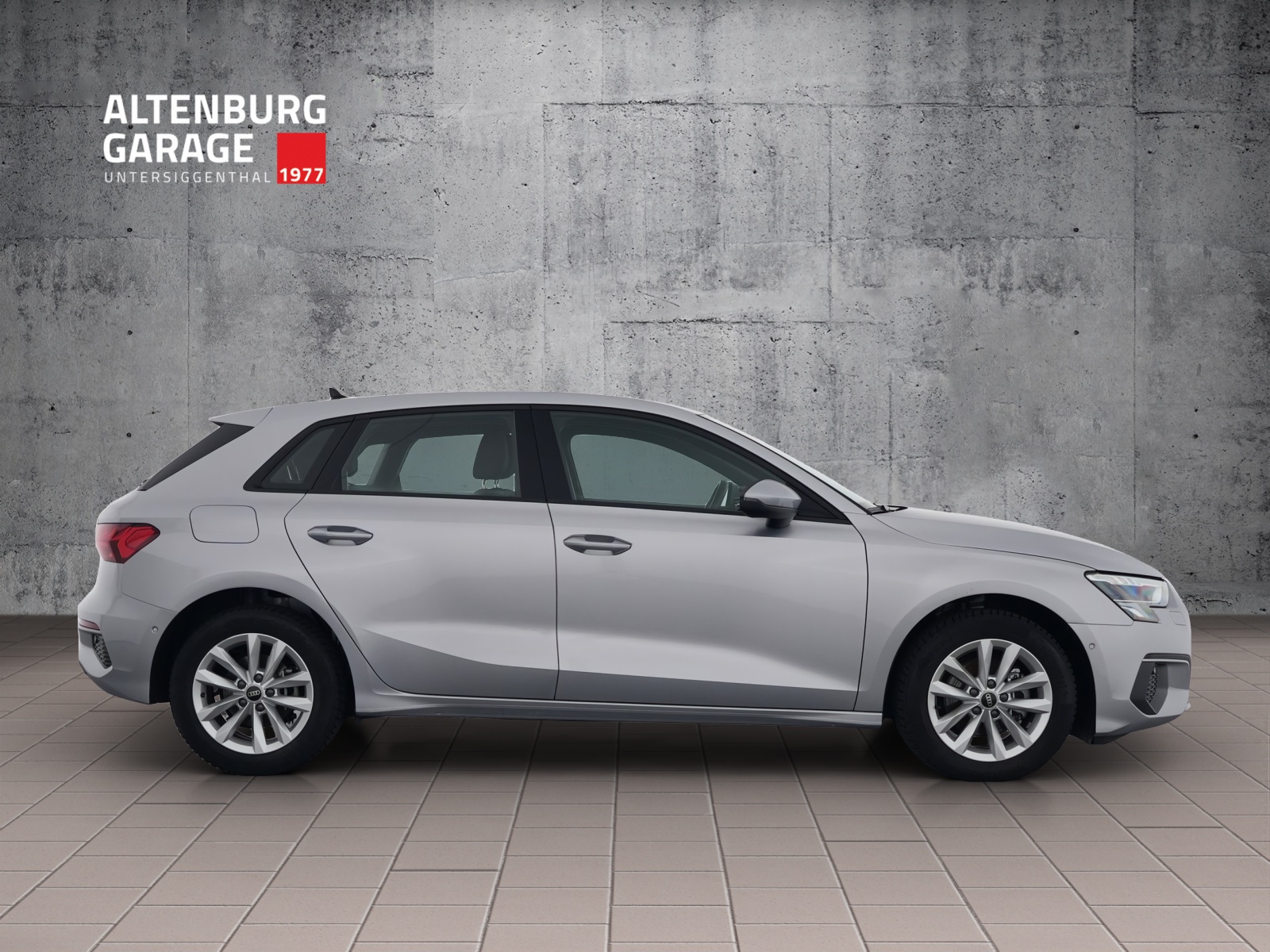 AUDI A3 Sportback 35 TFSI Attraction S-tronic-image-5