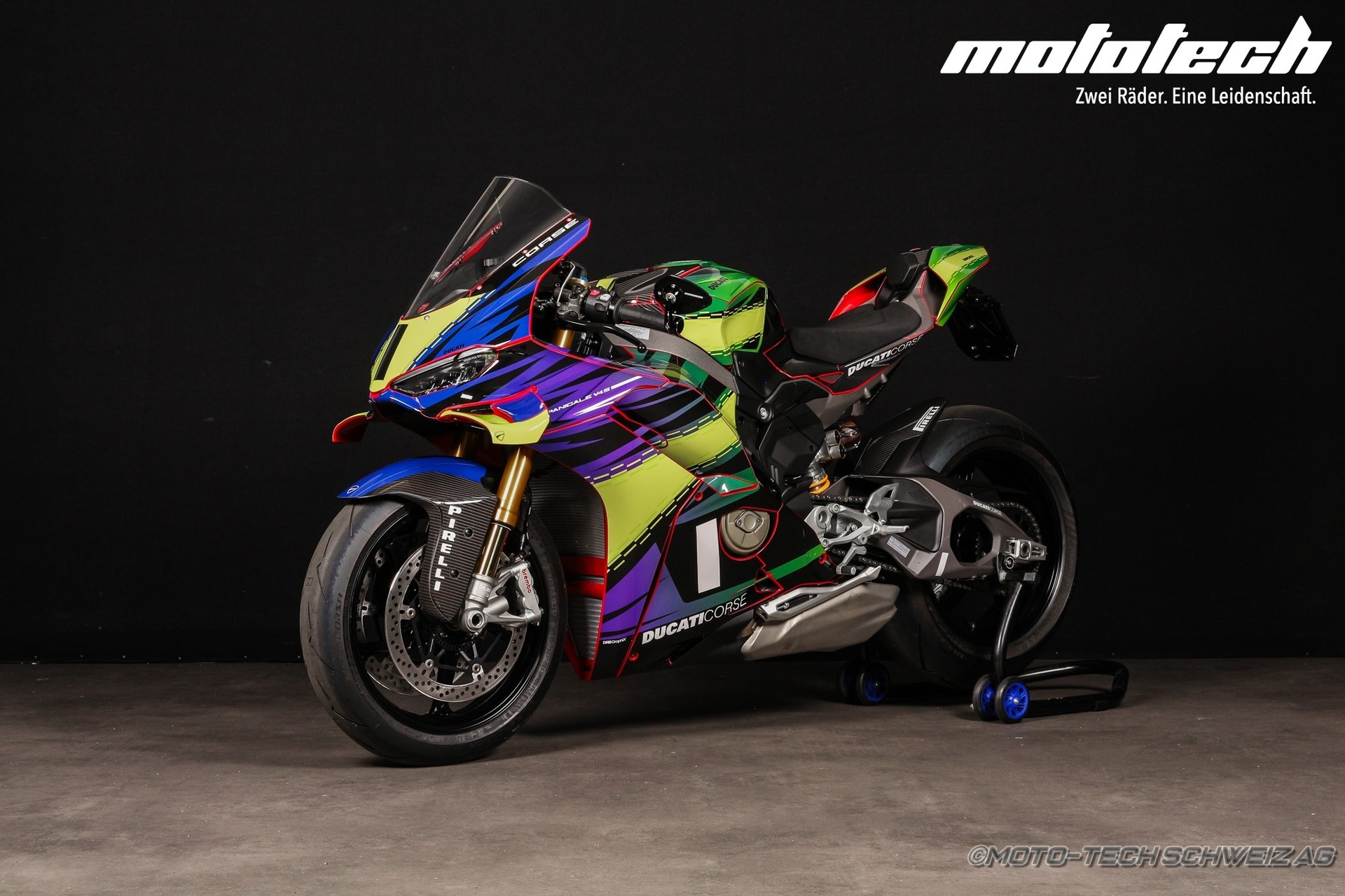 DUCATI Panigale V4 S-image-4