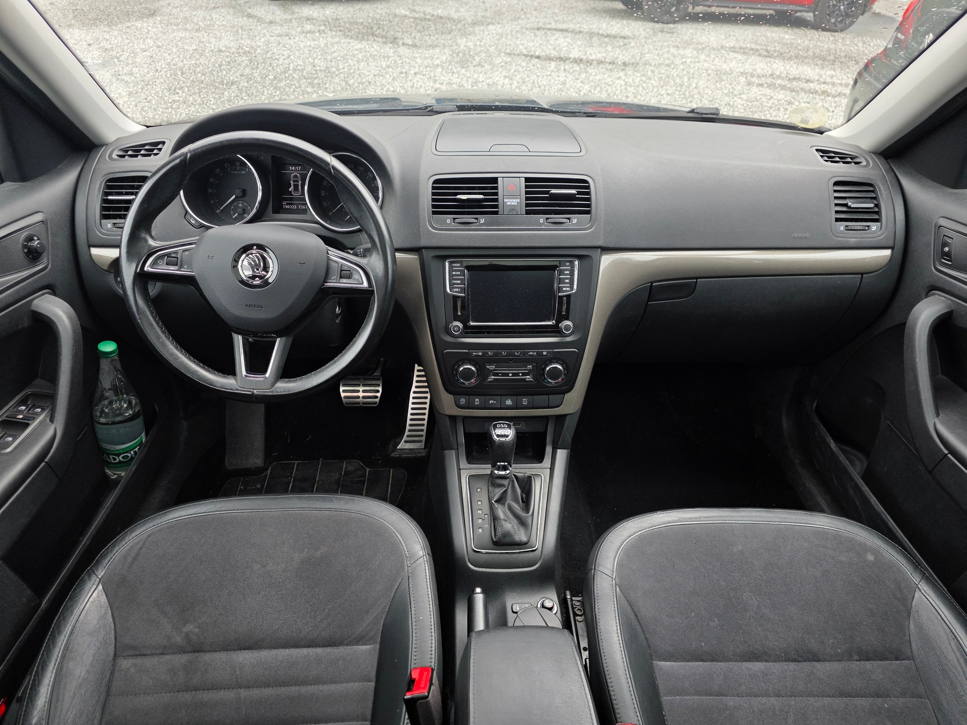 SKODA Yeti 2.0 TDI Style Outdoor 4x4 DSG-image-8