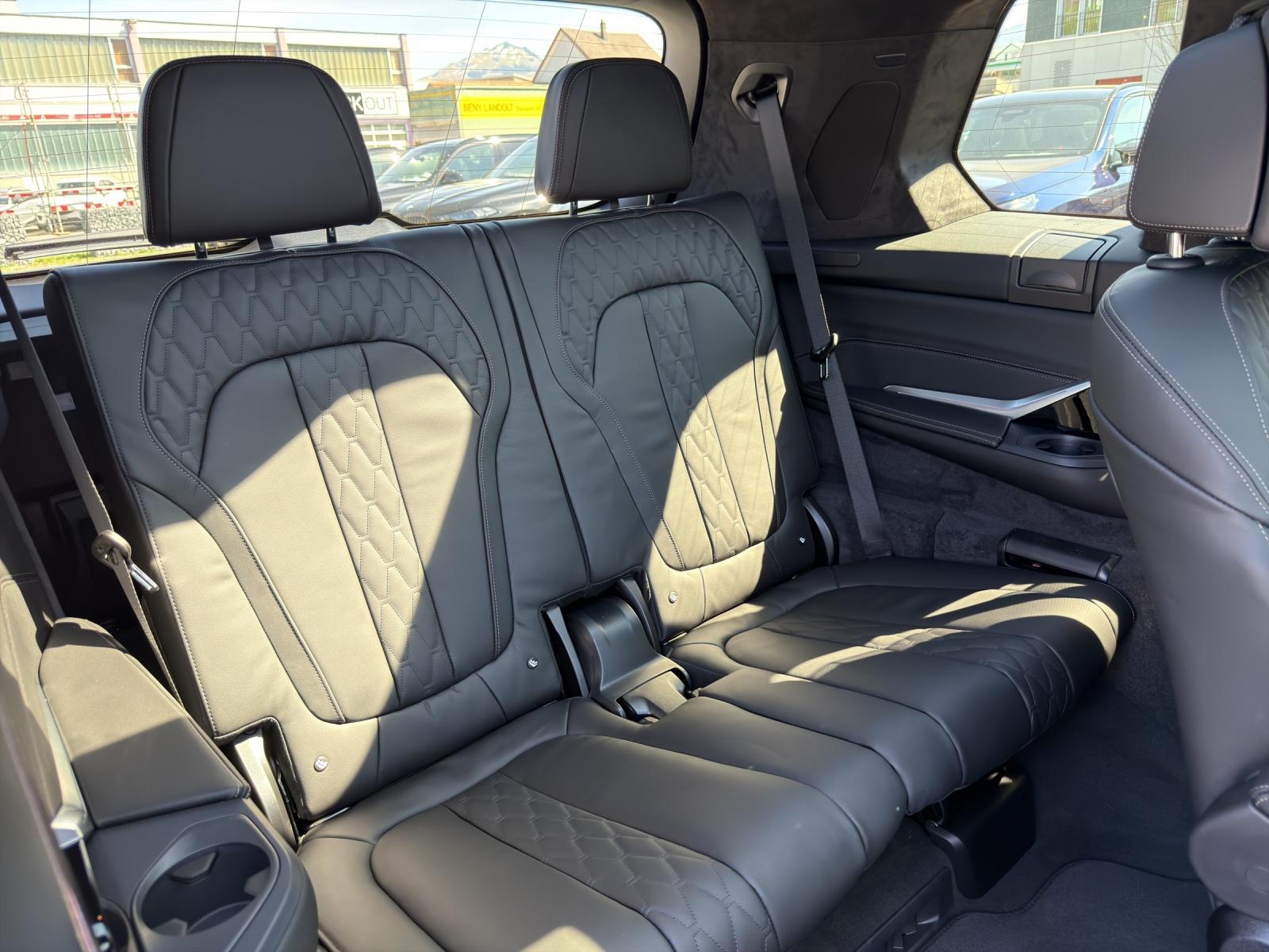 BMW X7 xDrive40d M Sport Pro-image-17