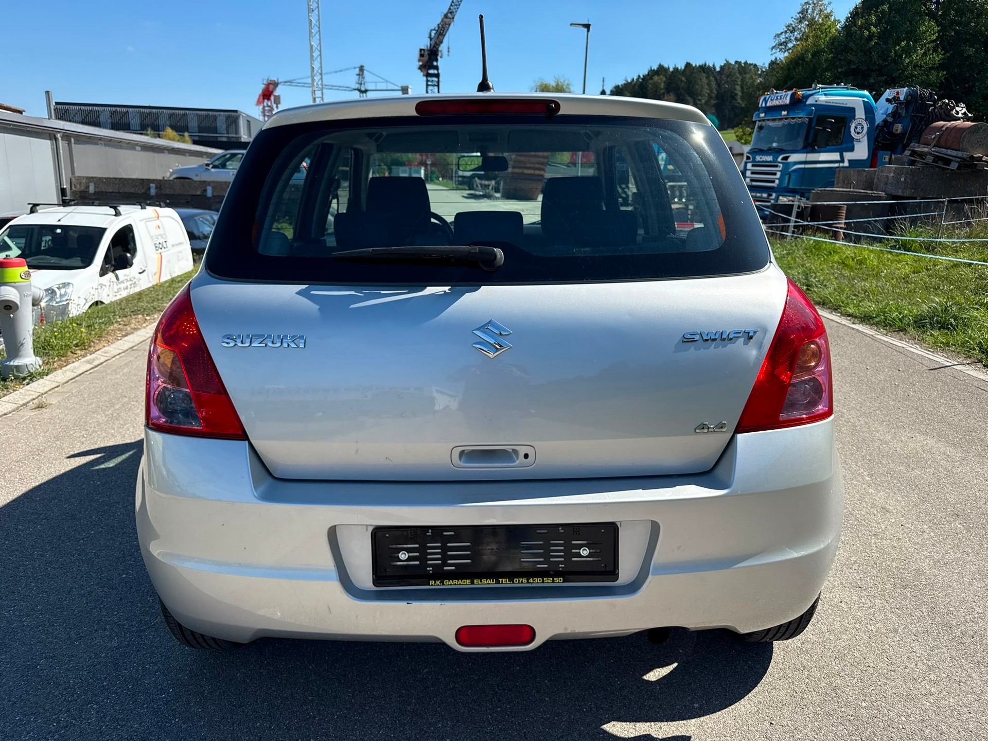 SUZUKI Swift 1.3i 16V GL Top 4x4-image-5