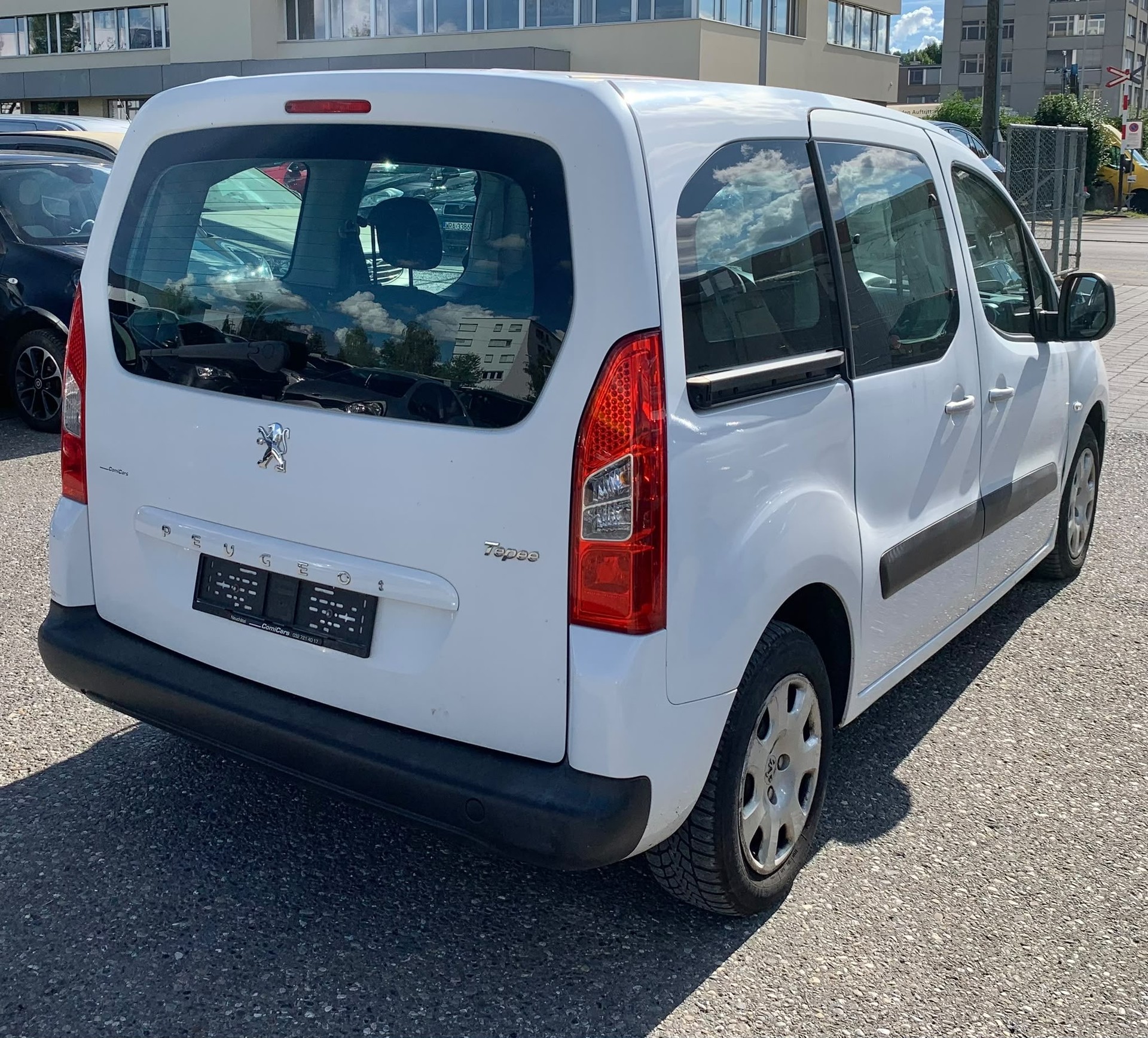 PEUGEOT Partner 1.6 HDI Trendy Mit Klima-image-4