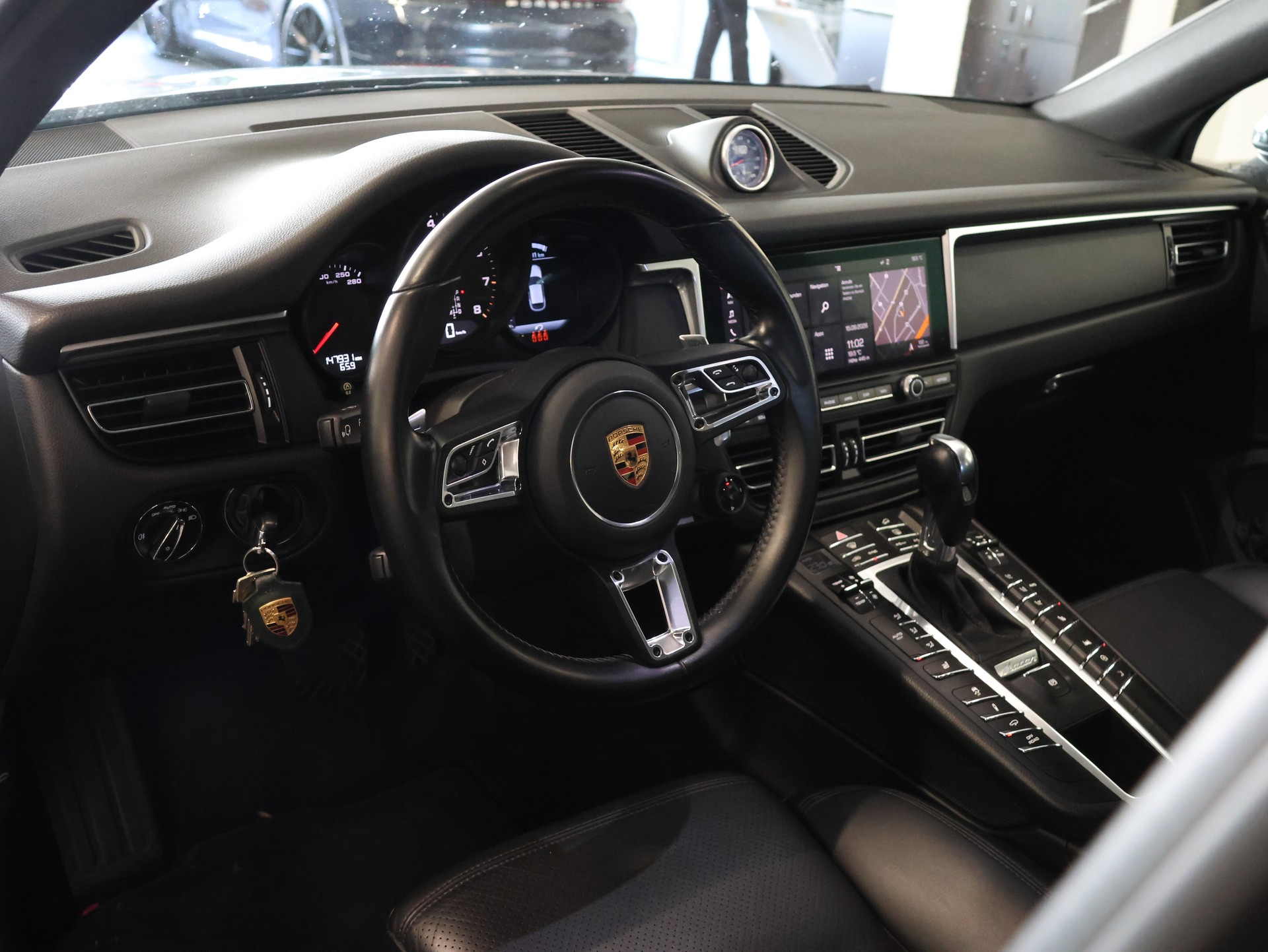 PORSCHE Macan PDK *SPORT-CHRONO*-image-14