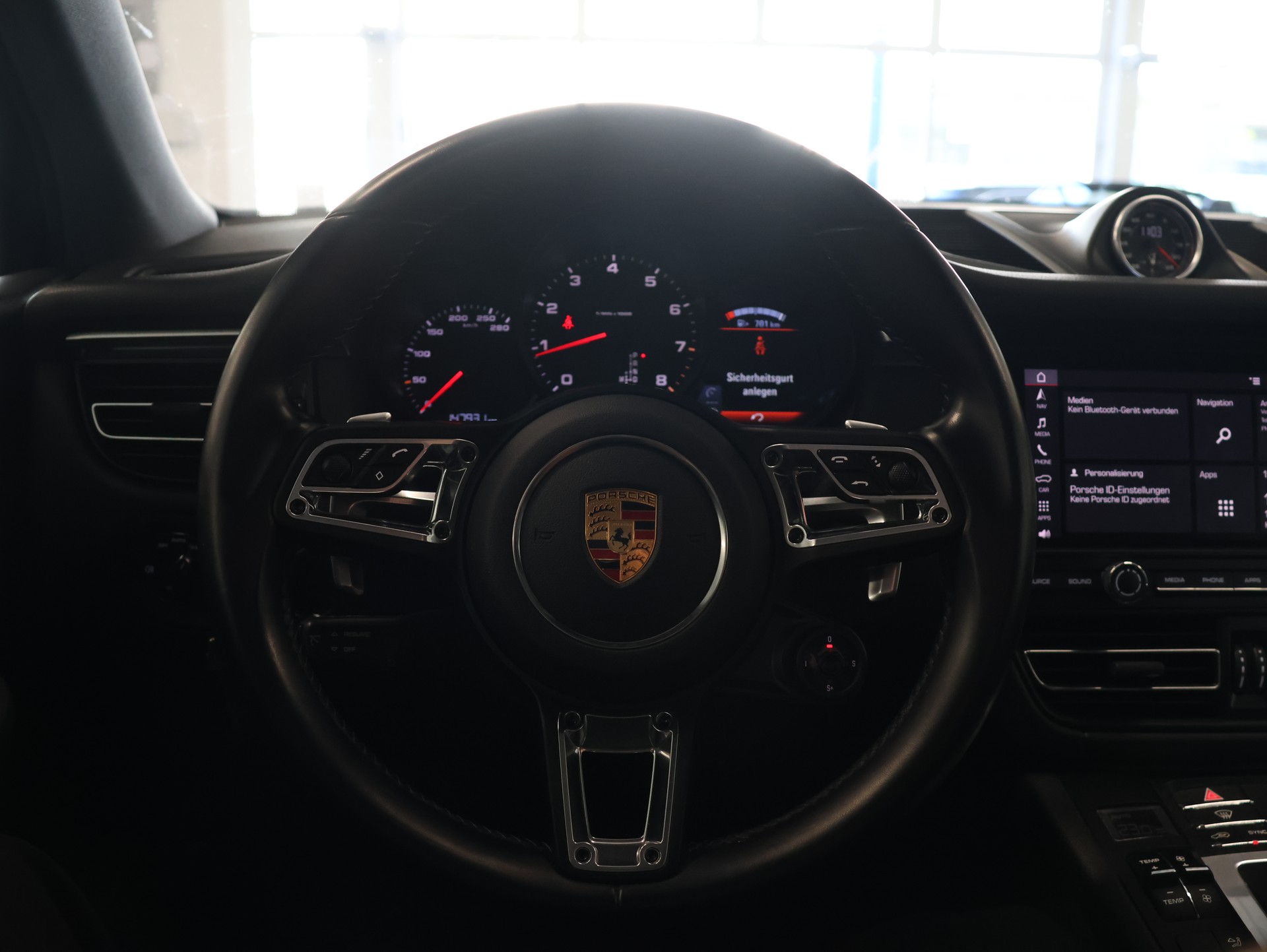 PORSCHE Macan PDK *SPORT-CHRONO*-image-15