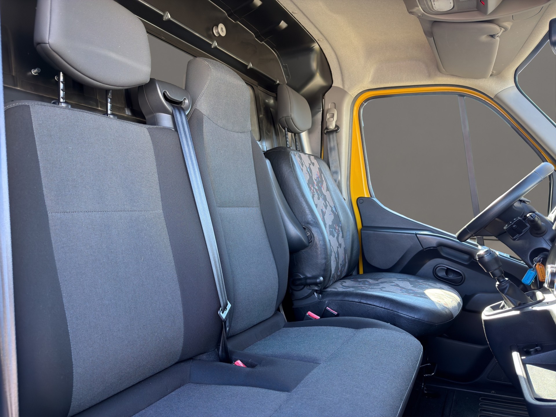 RENAULT Master T35 2.3dCi 135 L3H3 ** 3 Sitz ** Klima ** Rückfahrkamera-image-9