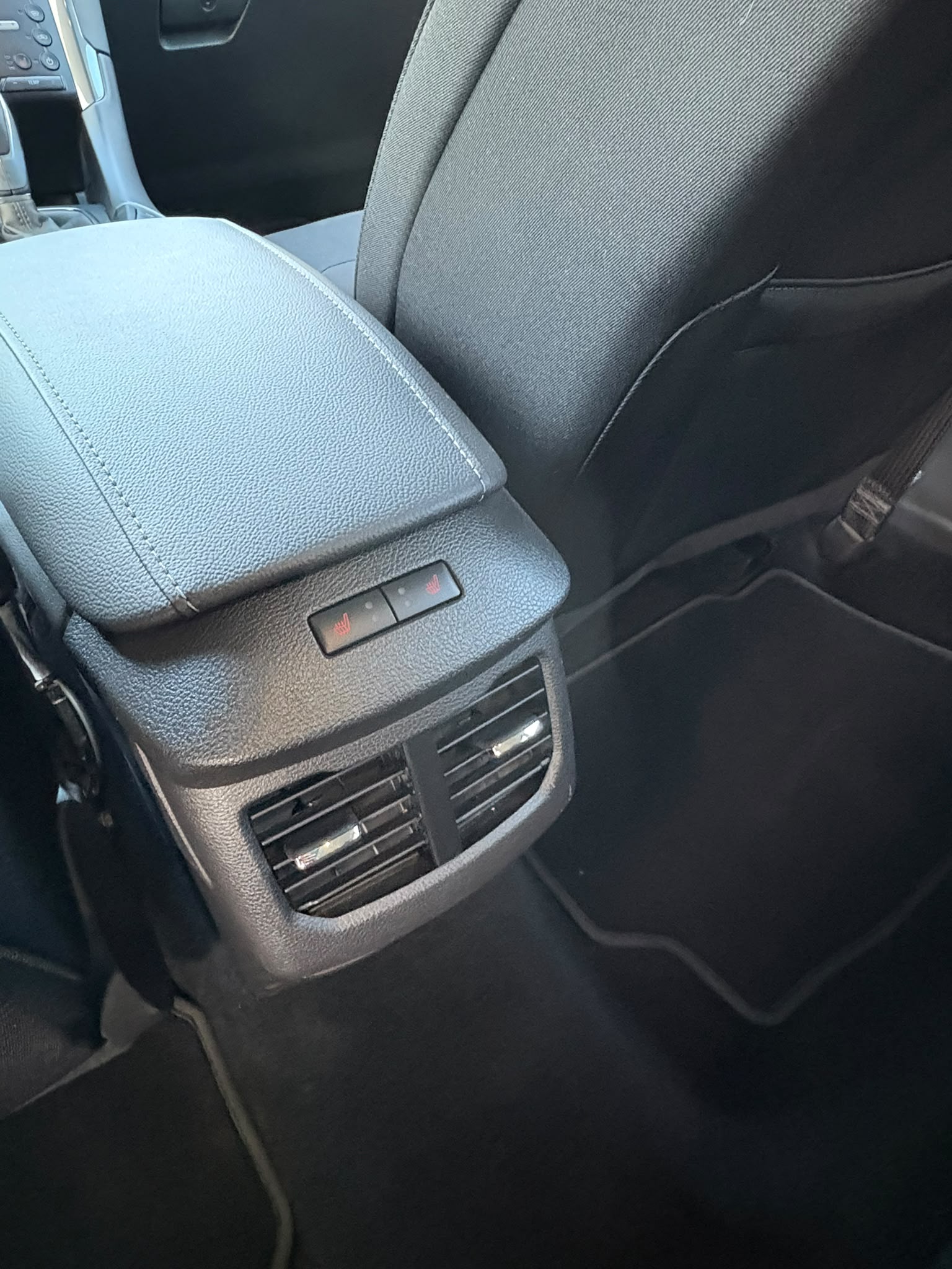 FORD hybride-image-6