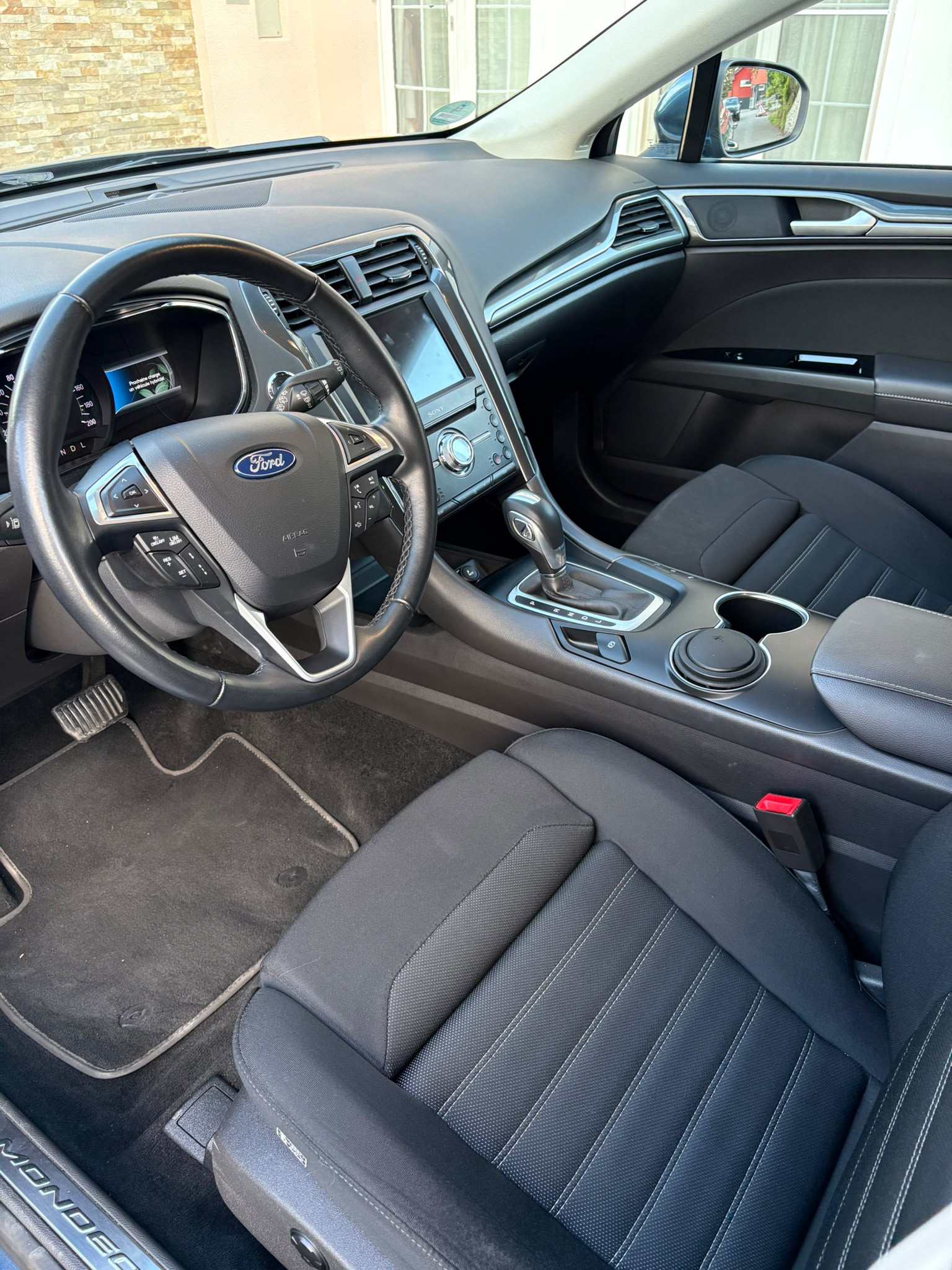 FORD hybride-image-4
