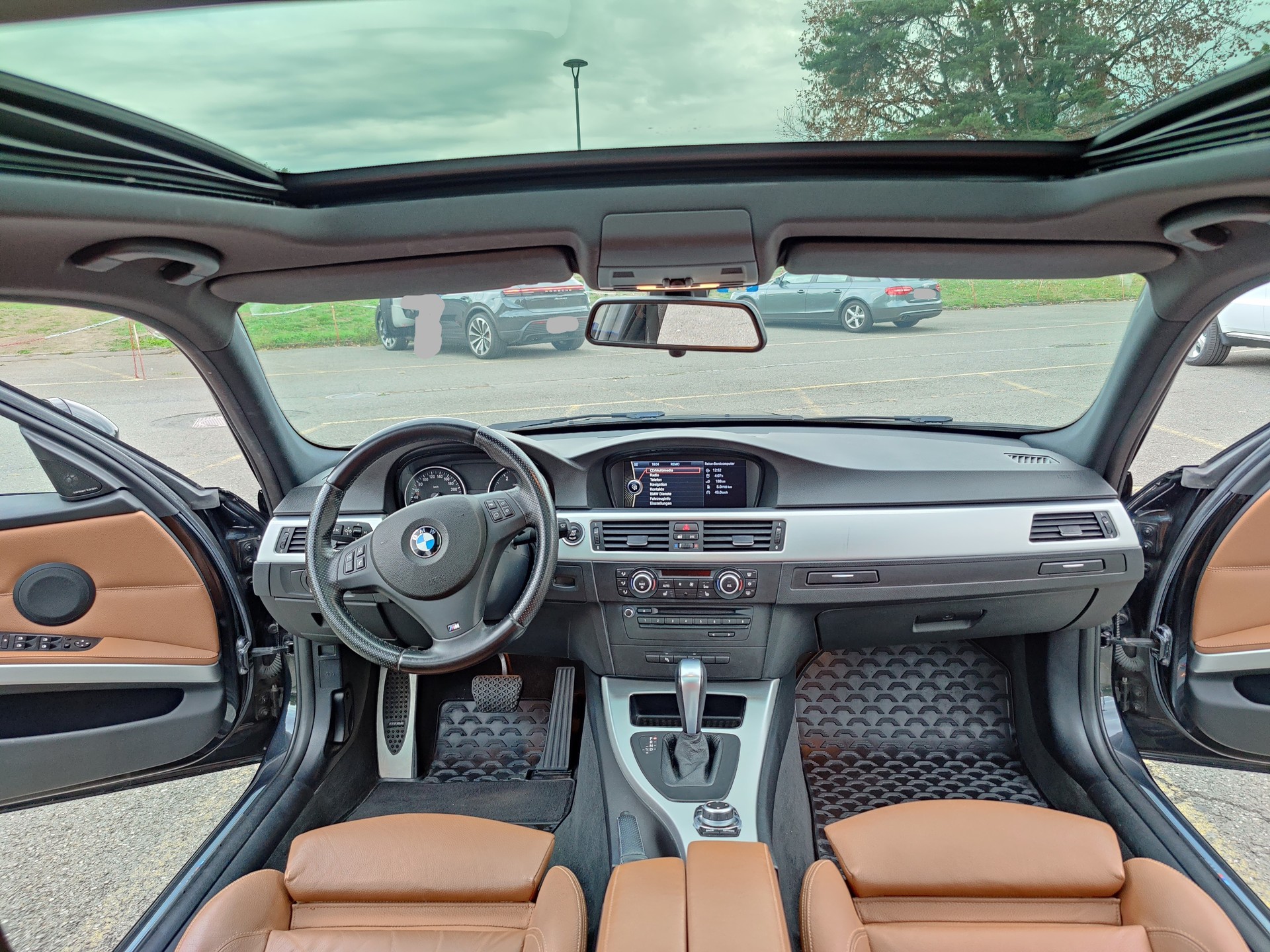 BMW 330d xDrive-image-5