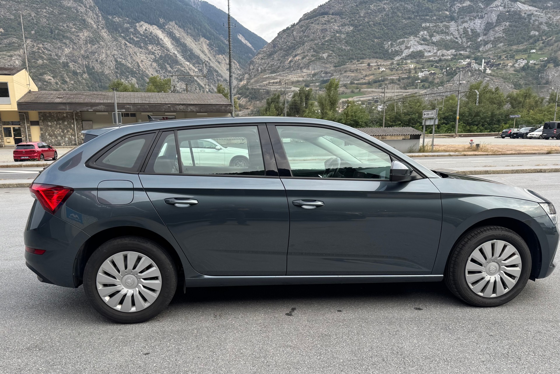 SKODA Scala 1.0 TSI Ambition DSG-image-4