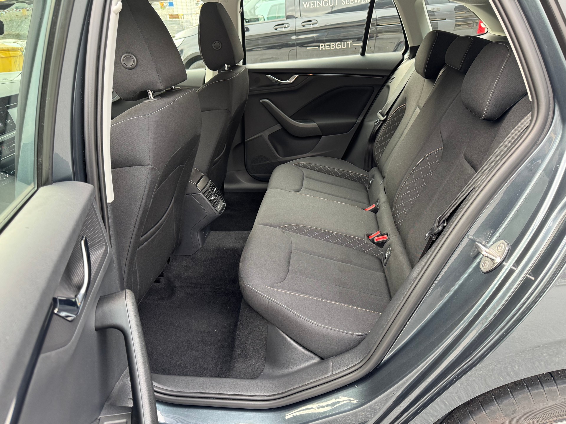 SKODA Scala 1.0 TSI Ambition DSG-image-12