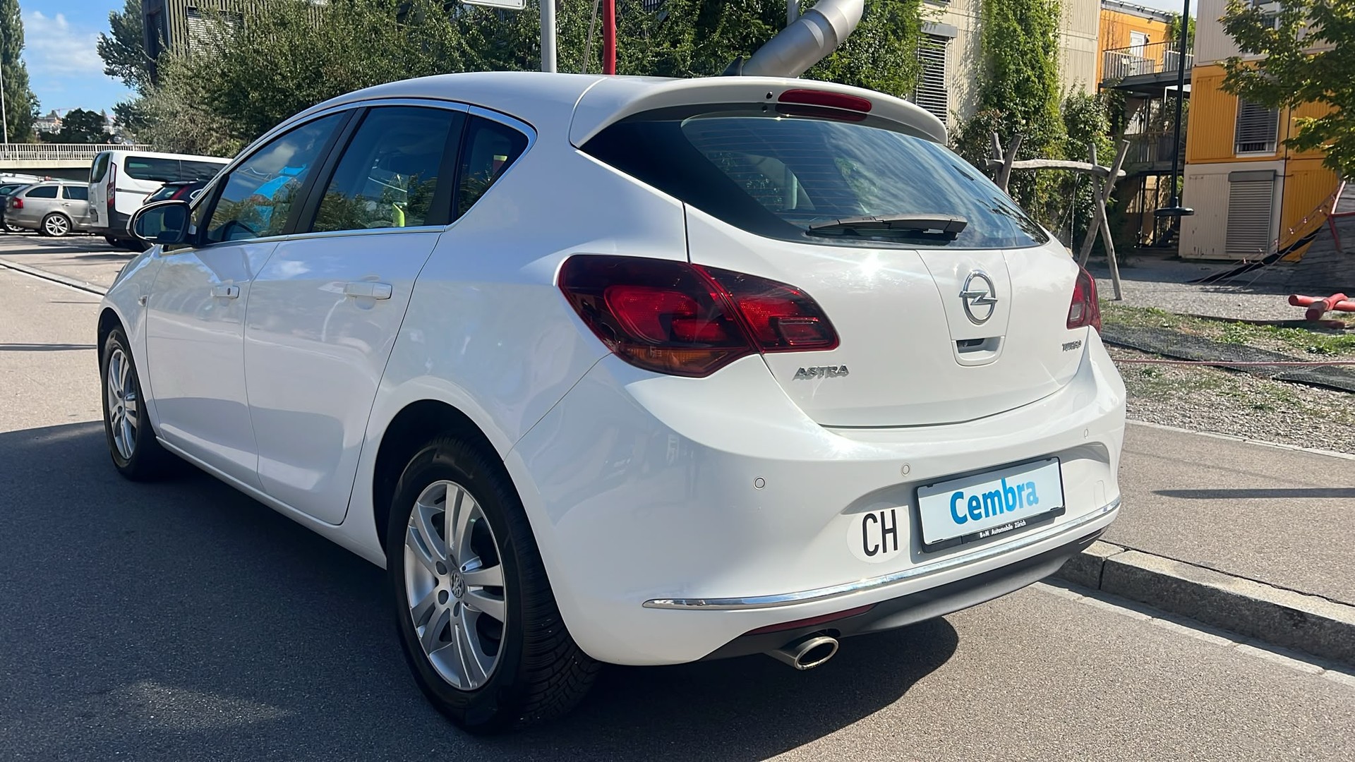 OPEL Astra 1.4i 16V Turbo Cosmo Automatic-image-5