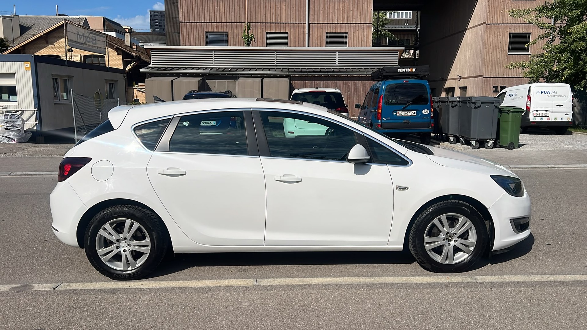 OPEL Astra 1.4i 16V Turbo Cosmo Automatic-image-4