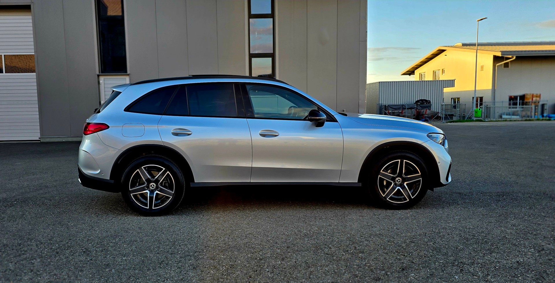 MERCEDES-BENZ GLC 450d 4Matic 9G-Tronic * NIGHT-PAKET * DISTRONIC * PANORAMA-DACH * ANHÄNGERKUPPLUNG * HEAD-UP *-image-1