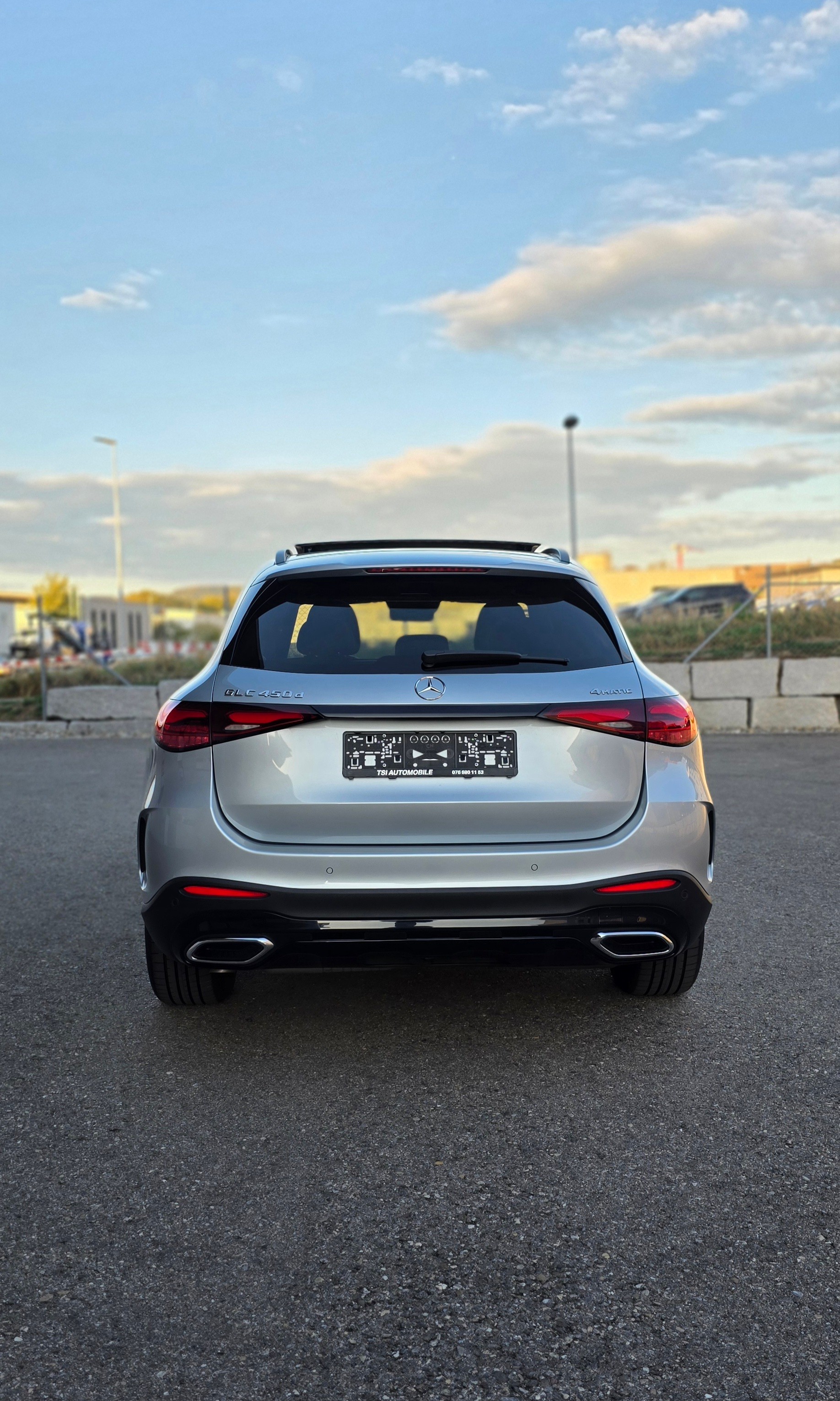 MERCEDES-BENZ GLC 450d 4Matic 9G-Tronic * NIGHT-PAKET * DISTRONIC * PANORAMA-DACH * ANHÄNGERKUPPLUNG * HEAD-UP *-image-3