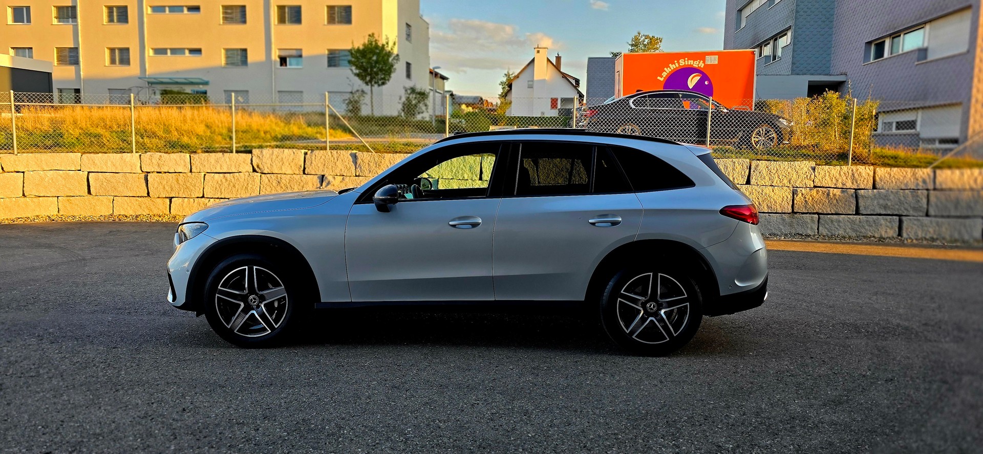 MERCEDES-BENZ GLC 450d 4Matic 9G-Tronic * NIGHT-PAKET * DISTRONIC * PANORAMA-DACH * ANHÄNGERKUPPLUNG * HEAD-UP *-image-7