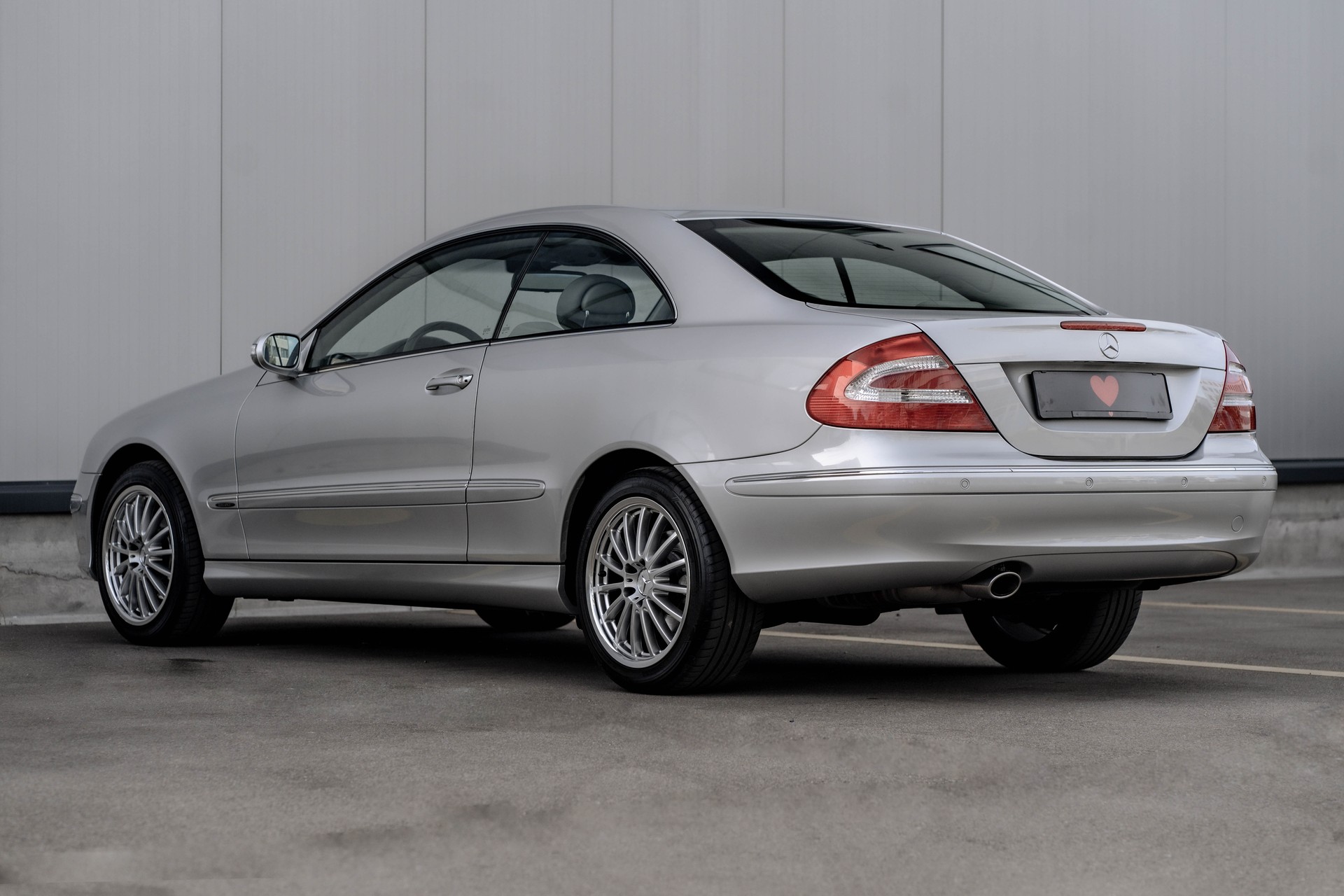MERCEDES-BENZ CLK 320 Elégance Automatic * FRISCH AB SERVICE * GEPFLEGTES FAHRZEUG *-image-3