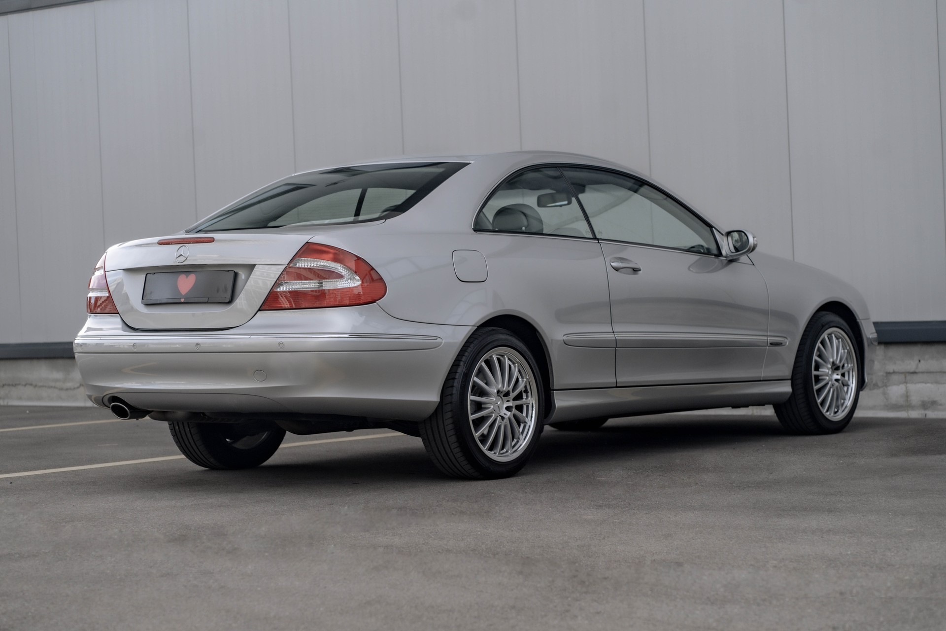 MERCEDES-BENZ CLK 320 Elégance Automatic * FRISCH AB SERVICE * GEPFLEGTES FAHRZEUG *-image-5