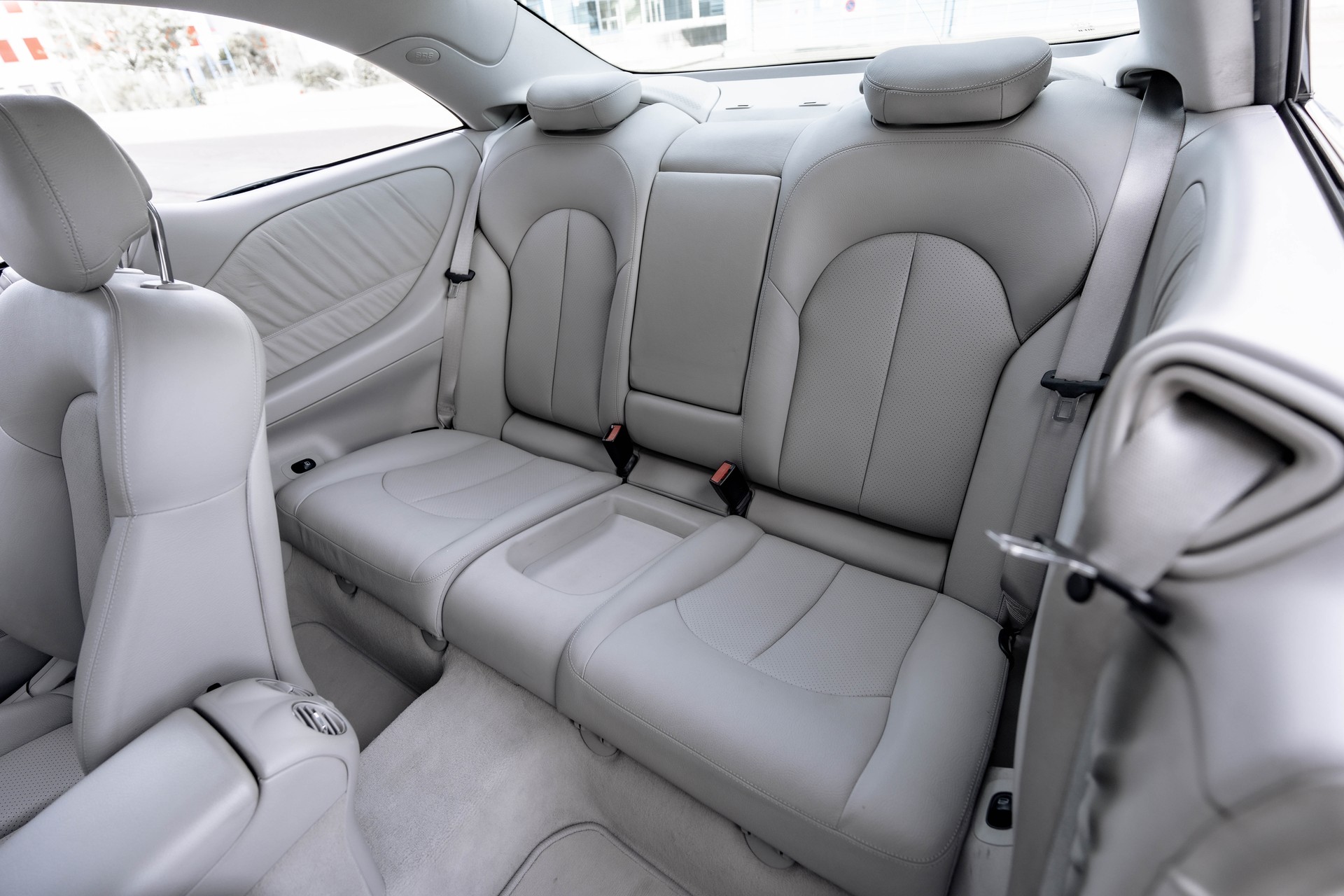 MERCEDES-BENZ CLK 320 Elégance Automatic * FRISCH AB SERVICE * GEPFLEGTES FAHRZEUG *-image-15