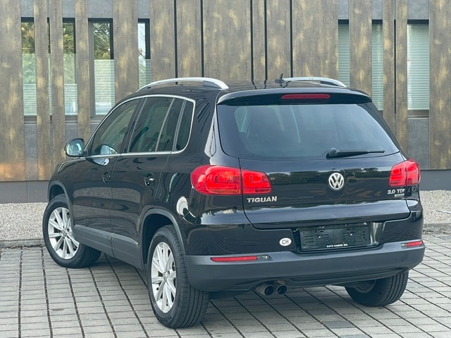 VW Tiguan 2.0 TDI Track&Style 4Motion DSG-image-11