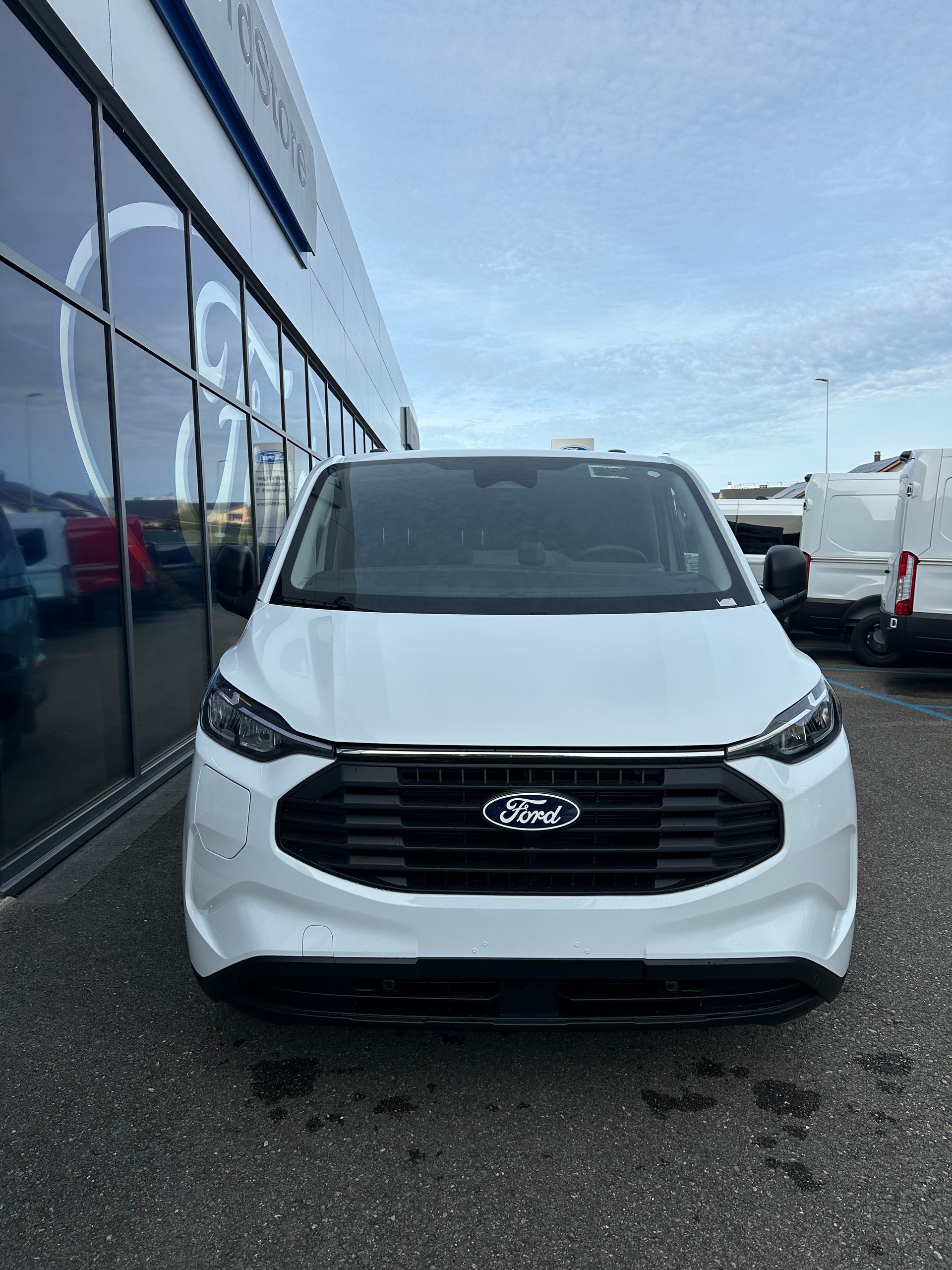 FORD Transit Custom Van 320 L1 2.5 Durat Trend/PHEV/Aut.-image-8