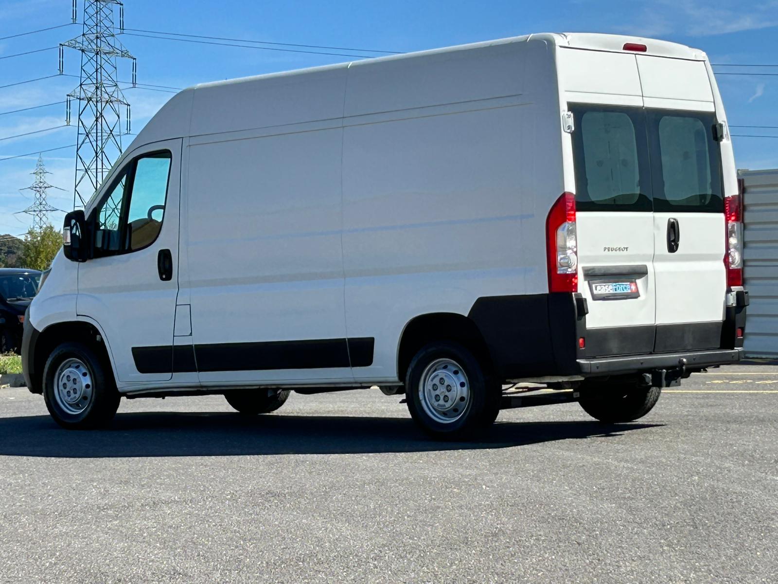 PEUGEOT Boxer 2.2 HDI 333 Active L2H2-image-19