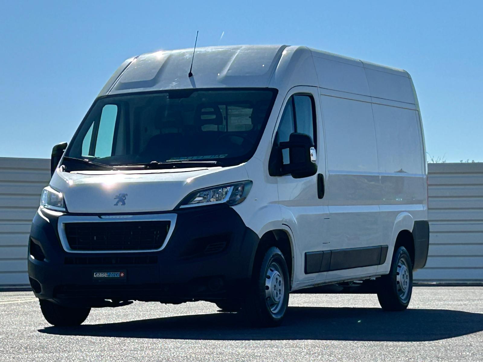 PEUGEOT Boxer 2.2 HDI 333 Active L2H2-image-23