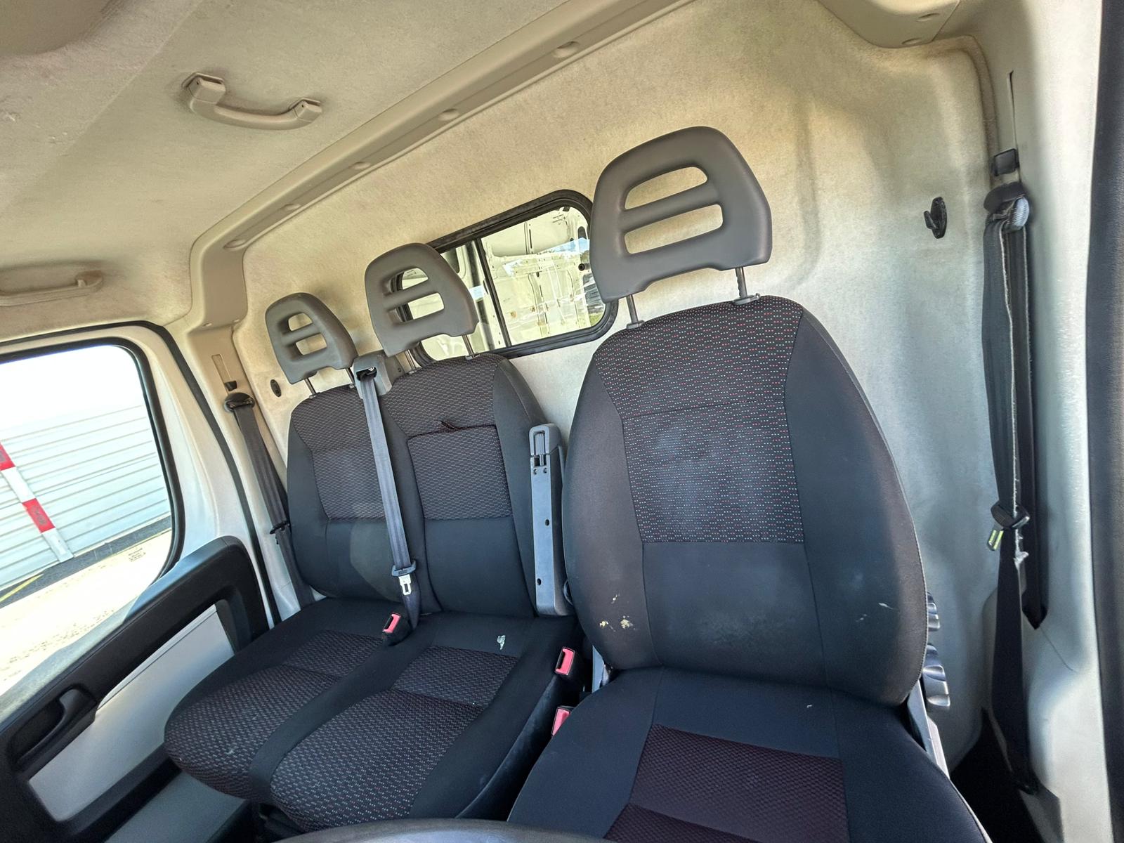 PEUGEOT Boxer 2.2 HDI 333 Active L2H2-image-3