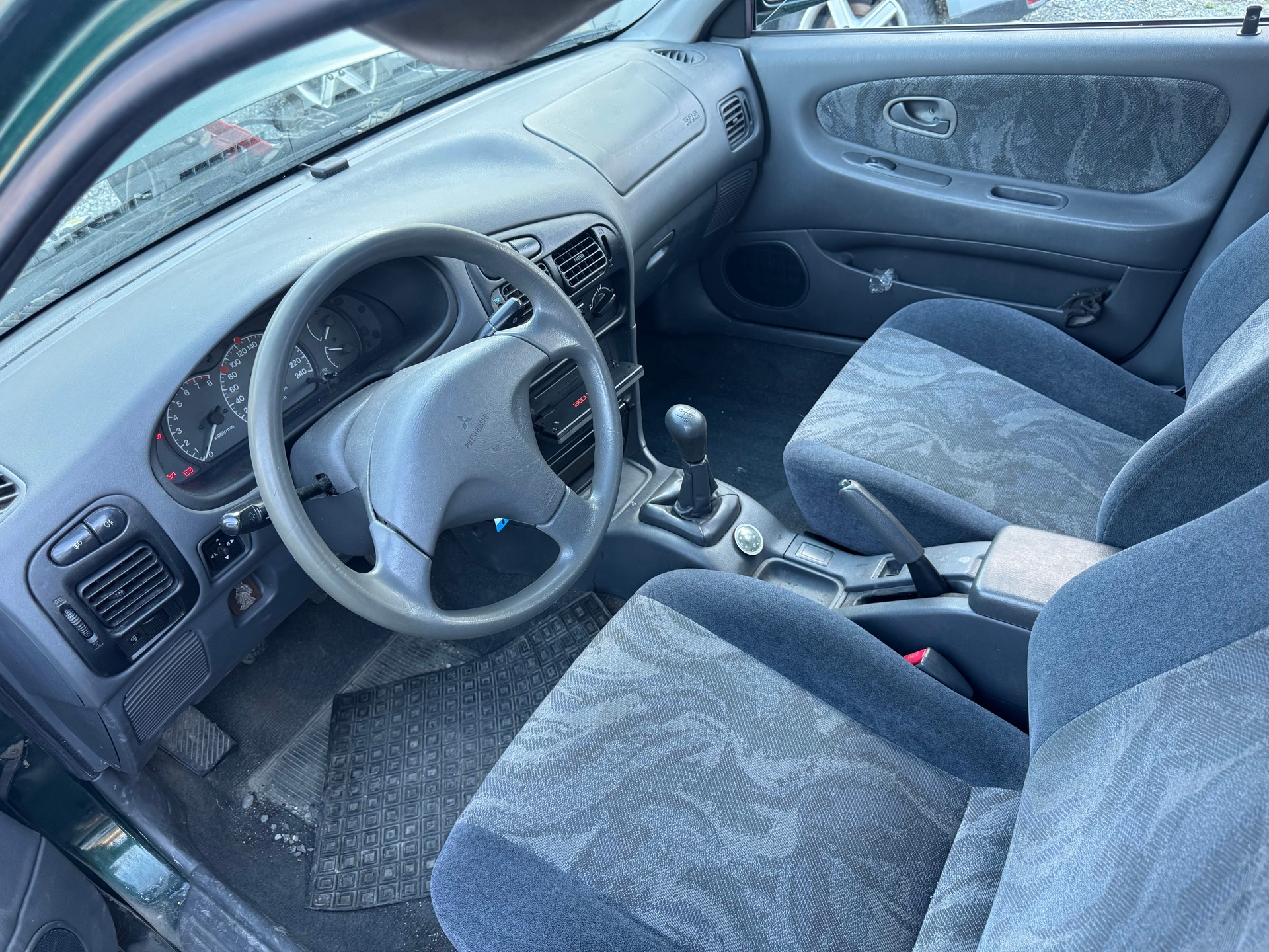 MITSUBISHI Lancer 1.6 GL Sw.Star 4x4-image-4