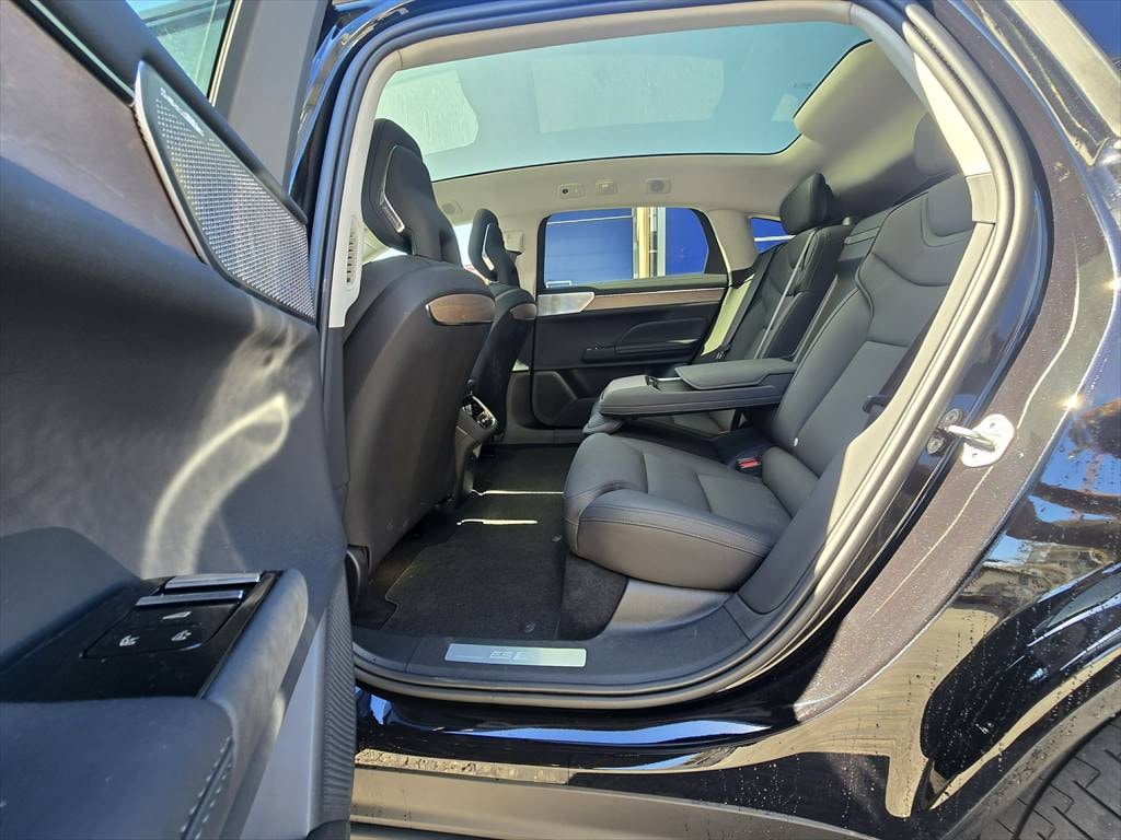 VOLVO ES90 Single 88 kWh Ultra-image-9