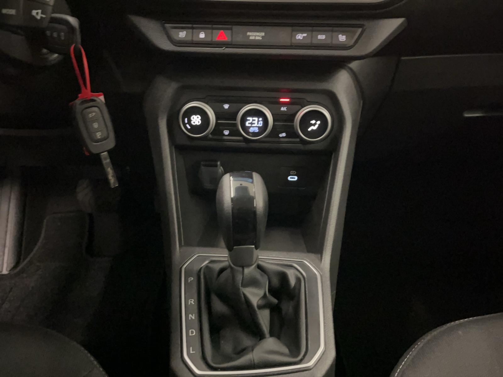 DACIA Sandero 1.0 TCe Expression-image-10