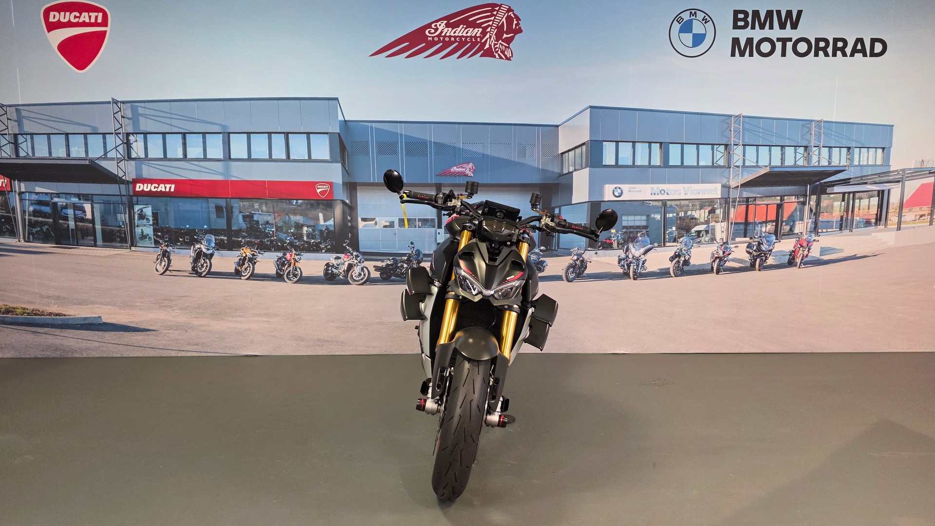 DUCATI Streetfighter V4 SP-showroom-element-1